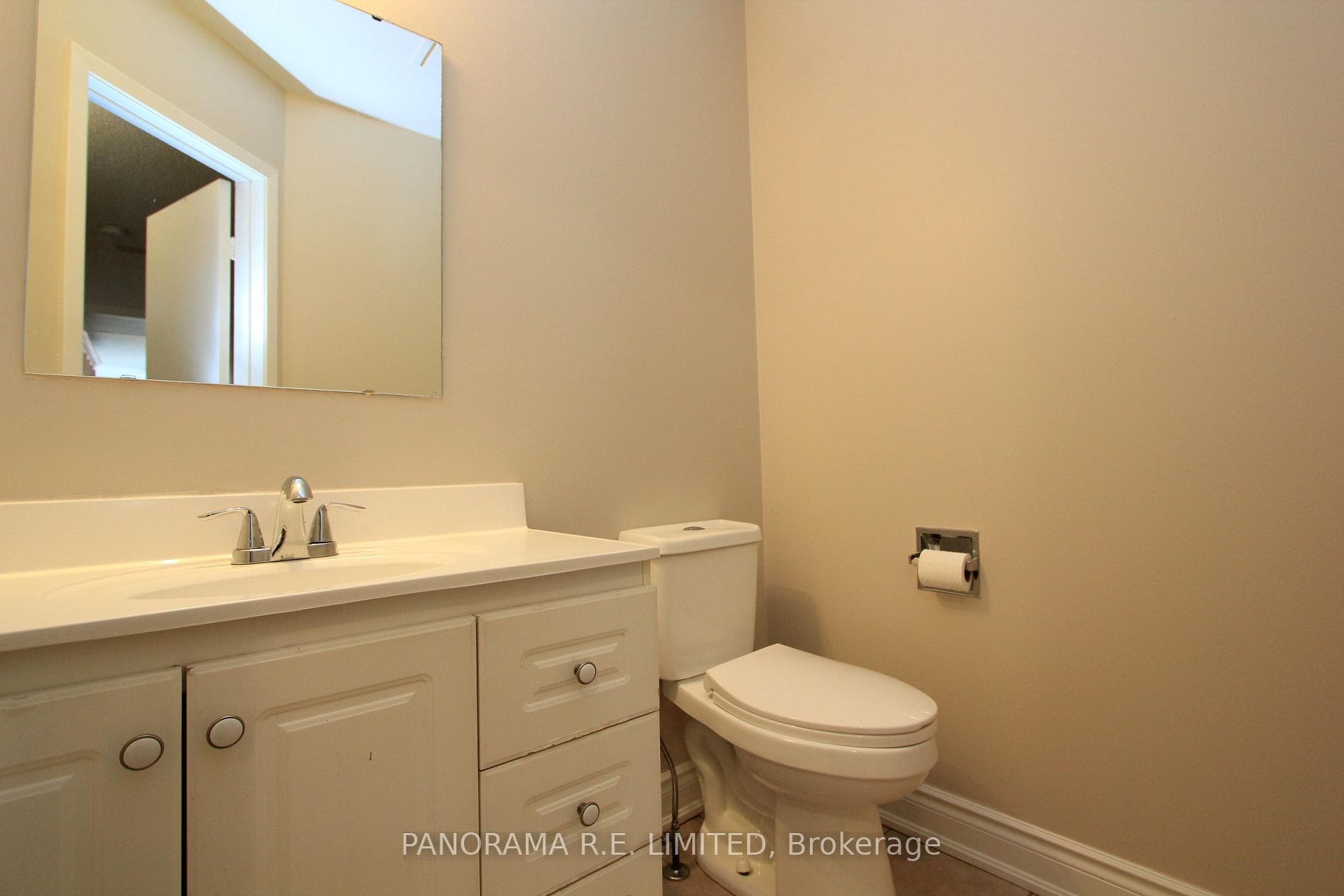 4431 Lee Drive photo 9