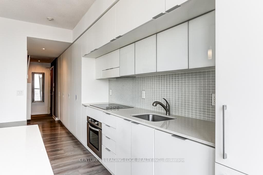 110 Charles Street Unit 2904 photo 8