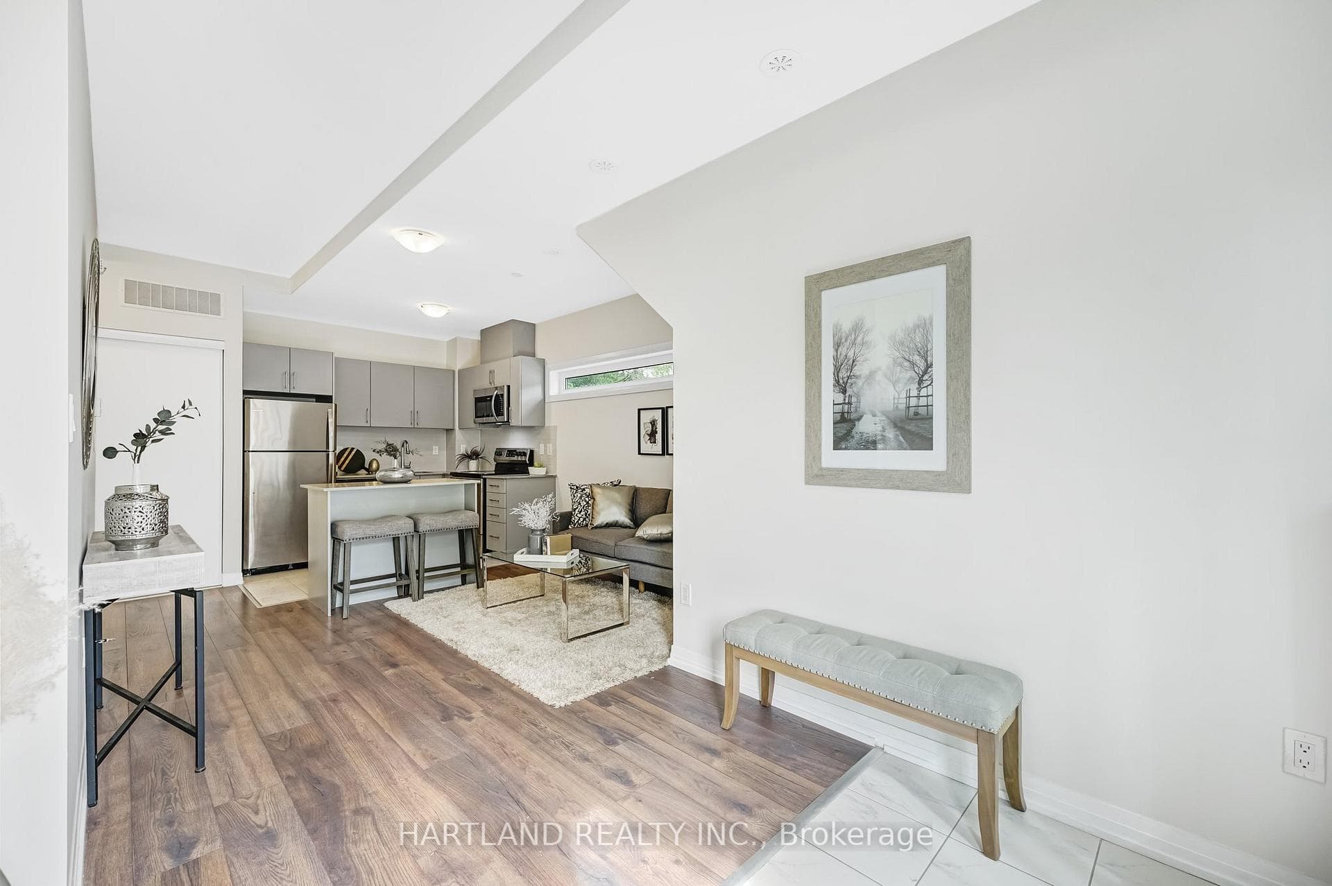 400 The East Mall Avenue Unit 107 photo 7
