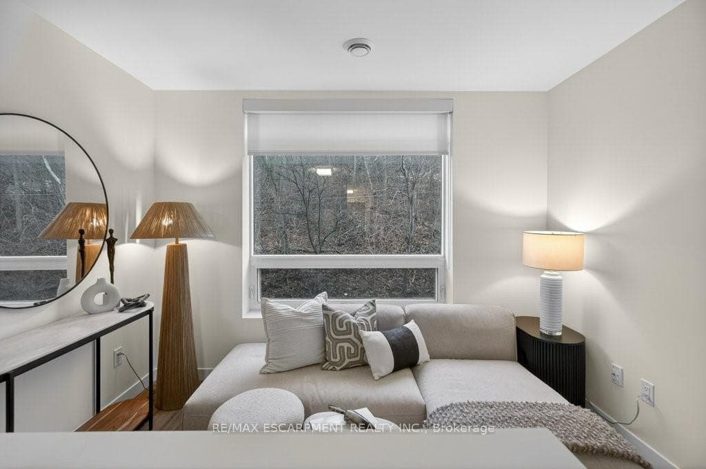 479 Charlton Avenue Unit 209 photo 30
