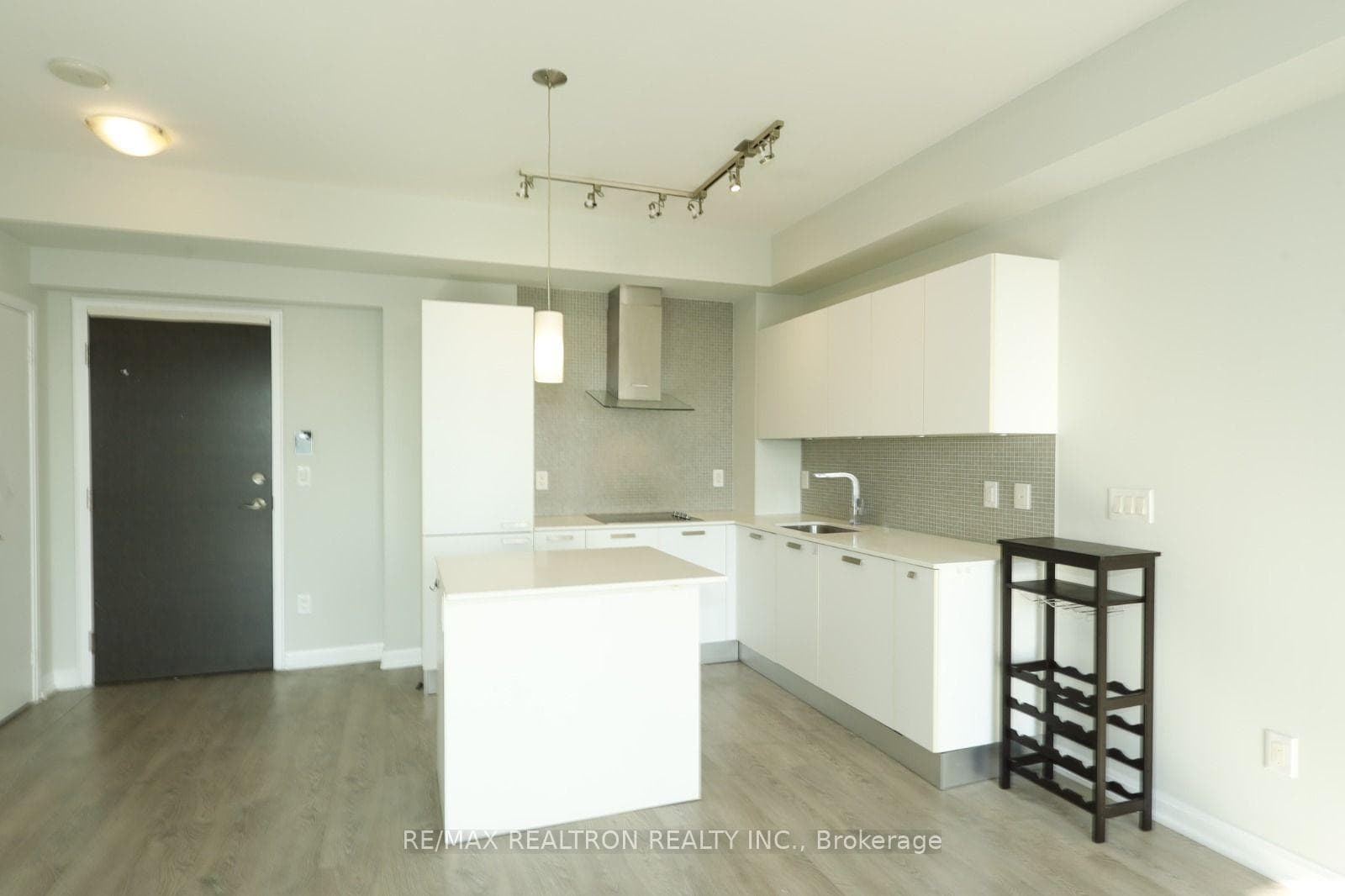 11 Bogert Avenue Unit 2304 photo 4