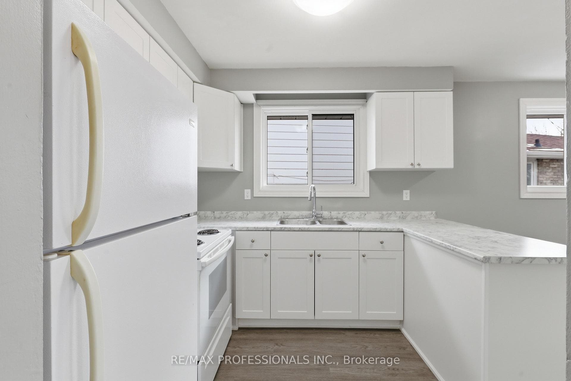 3335 Delfi Road photo 10