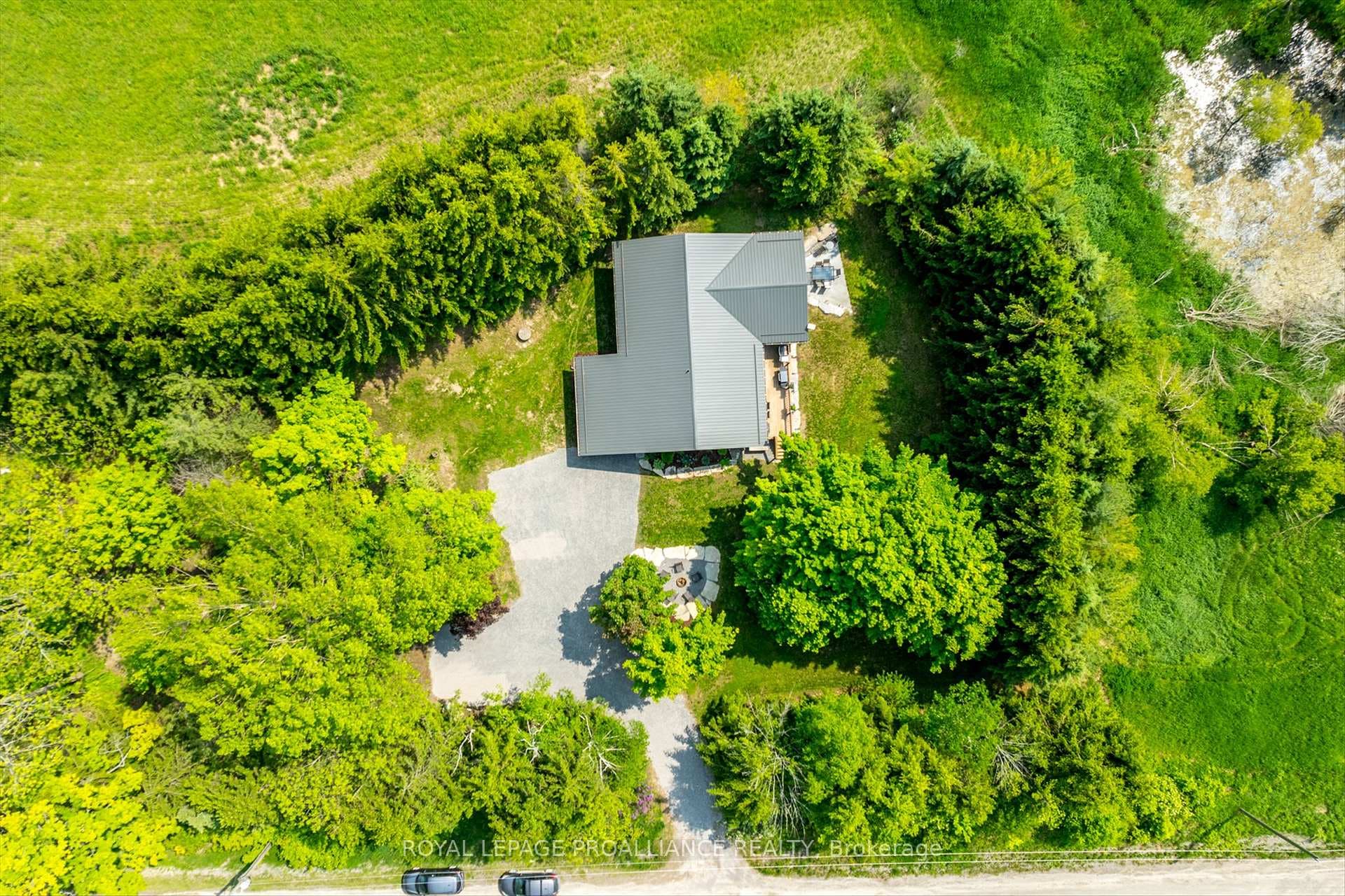 4045 Bowman Road photo 2