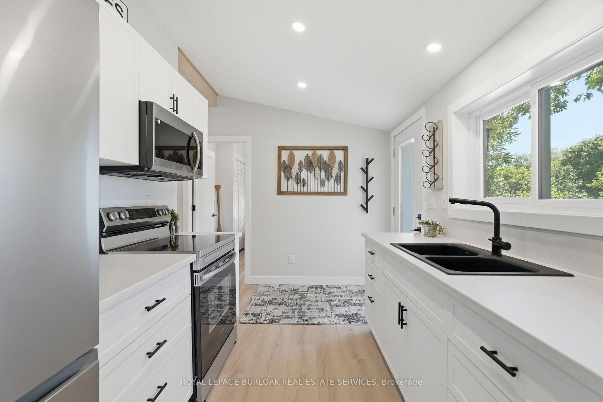 16 Westmoreland Lane photo 10