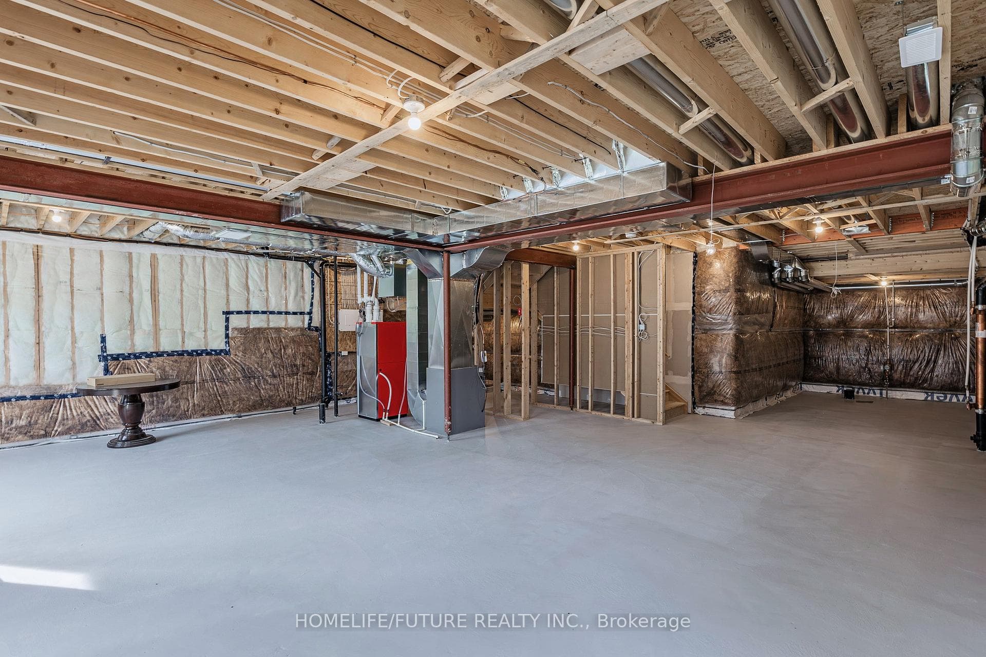 229 O'Neil Street photo 36