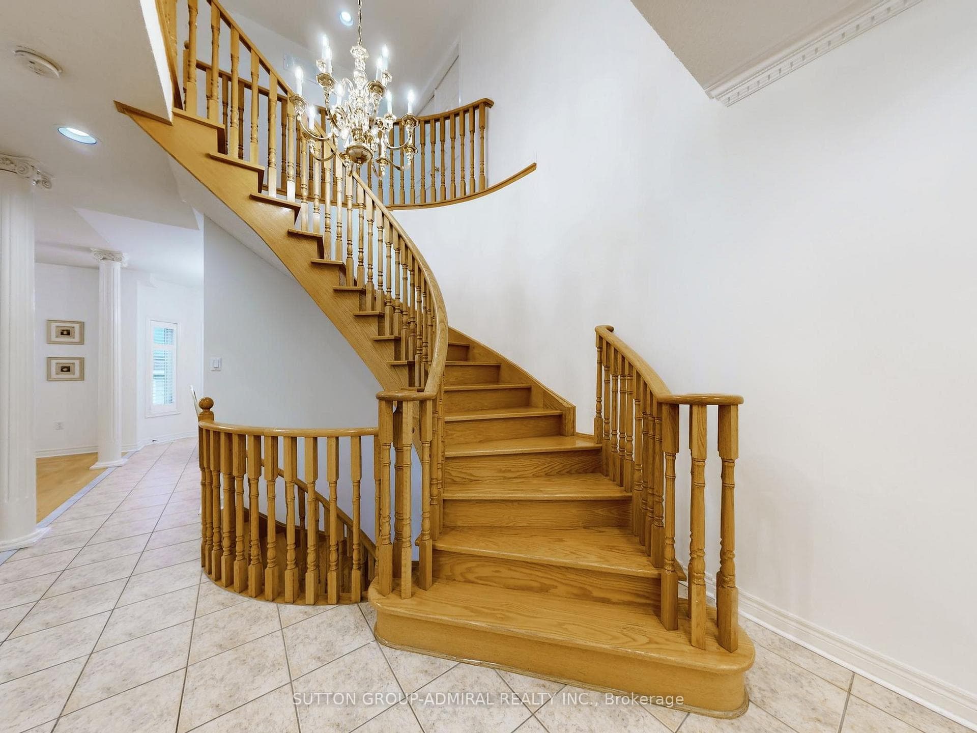 94 Reansbury Crescent photo 4