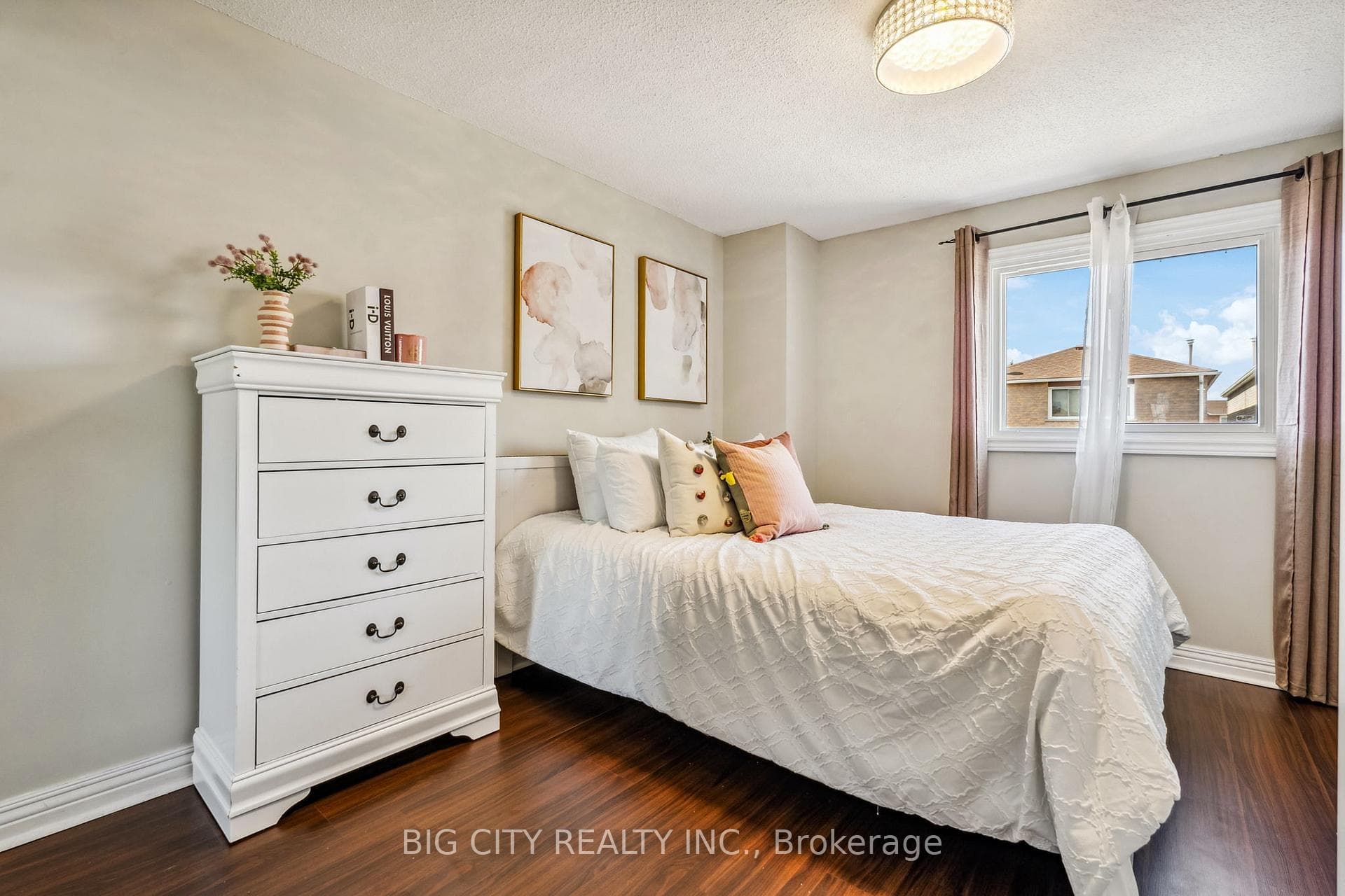 22 Silverthorne Road photo 40