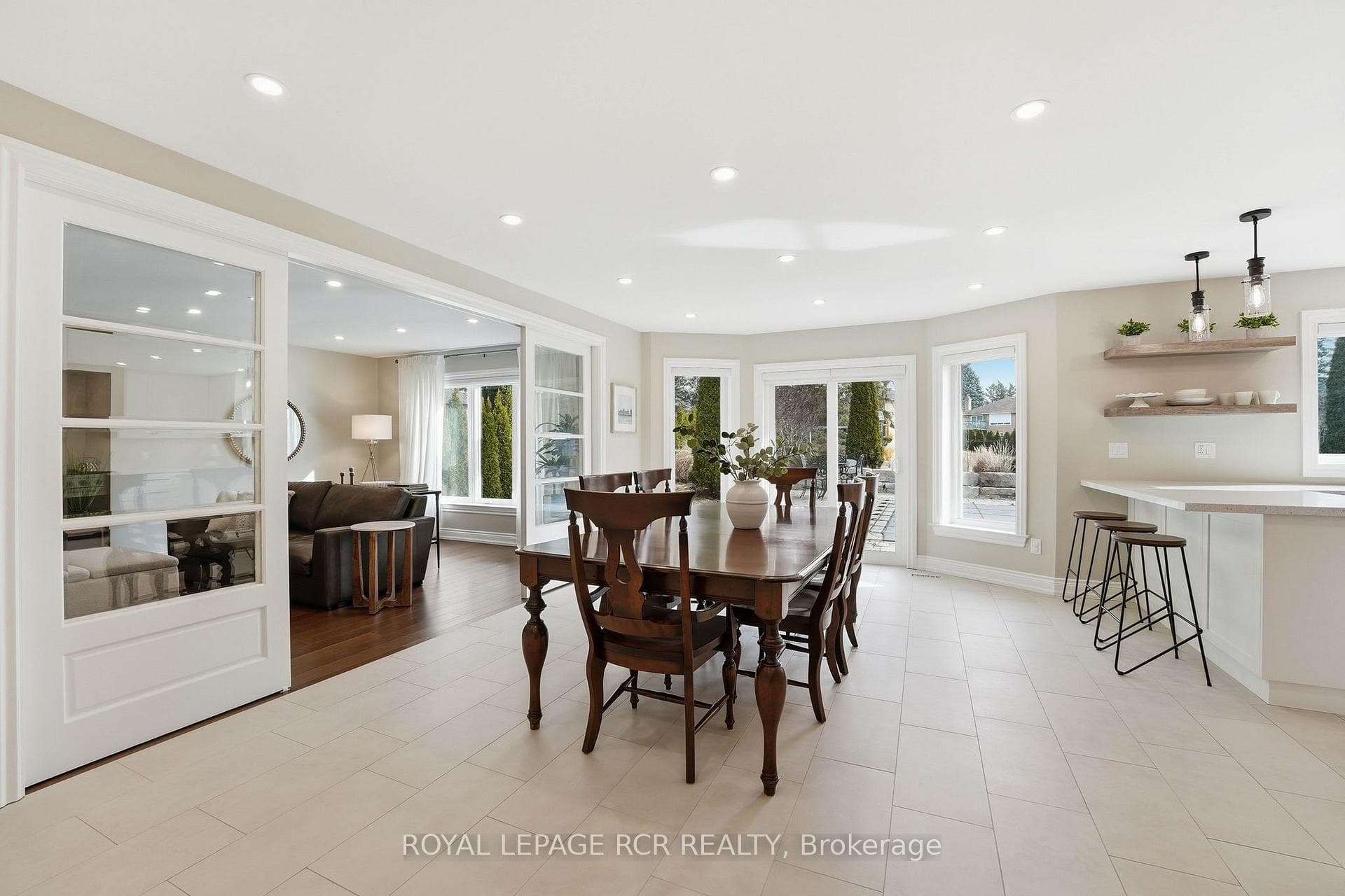 87 McClure Drive photo 7