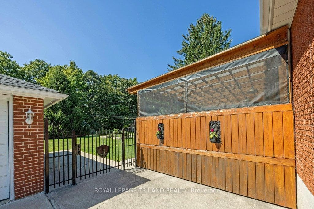 292 Alma Street photo 34