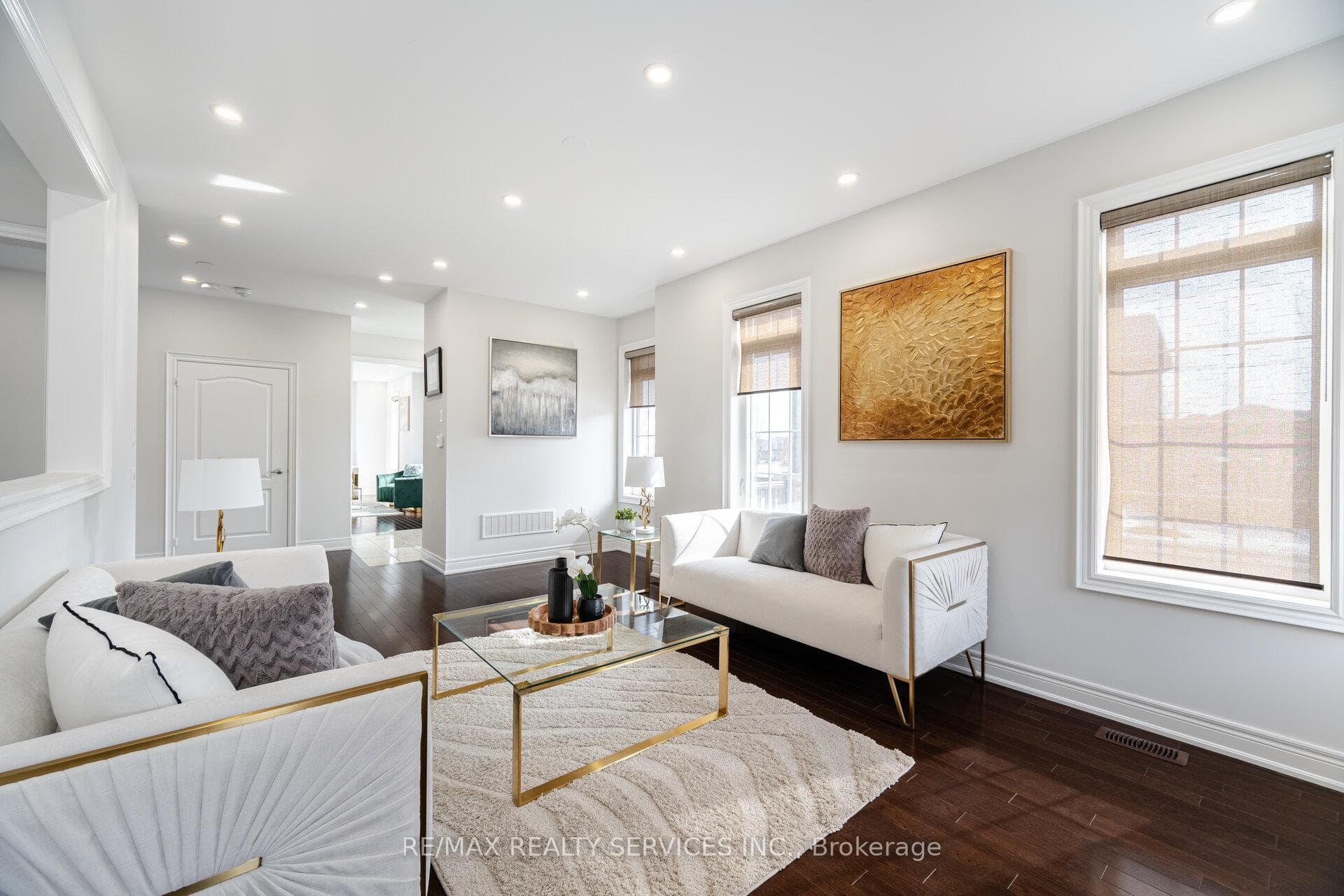 1 Brookwater Crescent photo 11