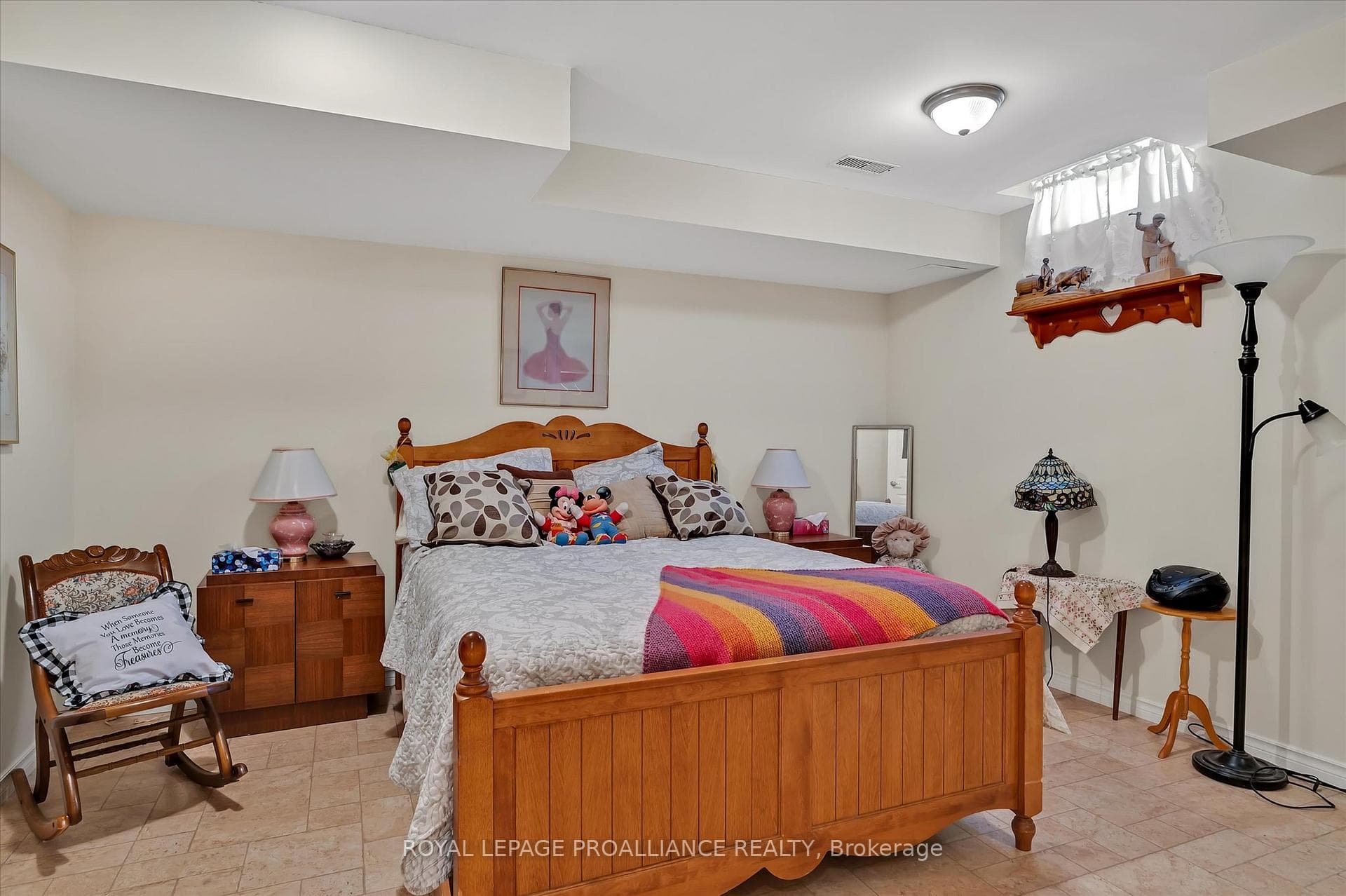 236 Tobin Court photo 30