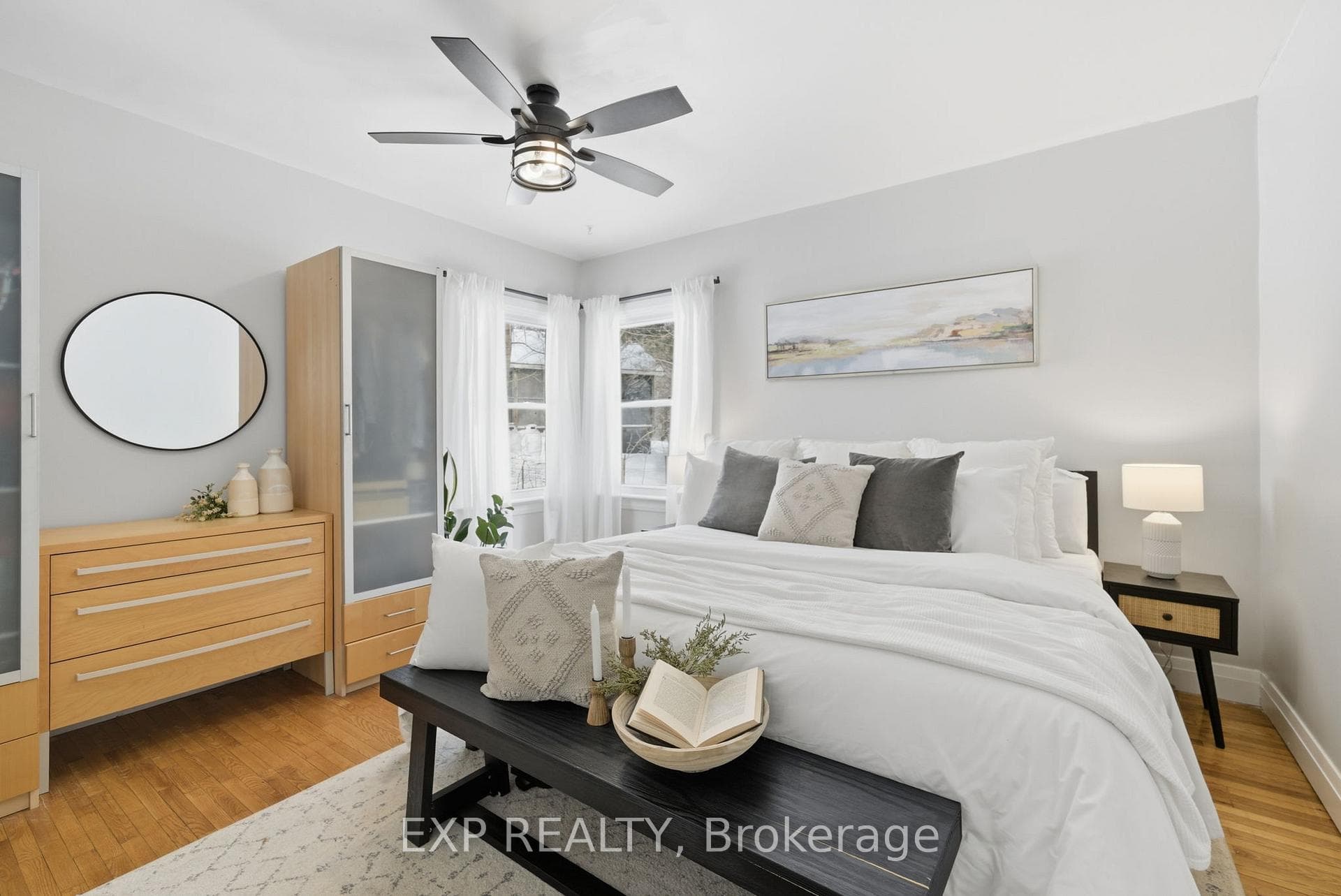 4073 Burnham Street photo 16