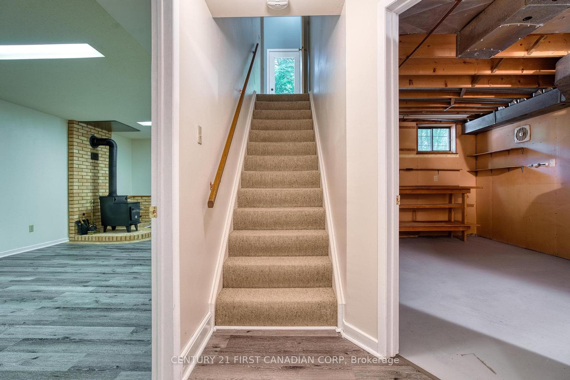 285 Riverside Drive photo 25