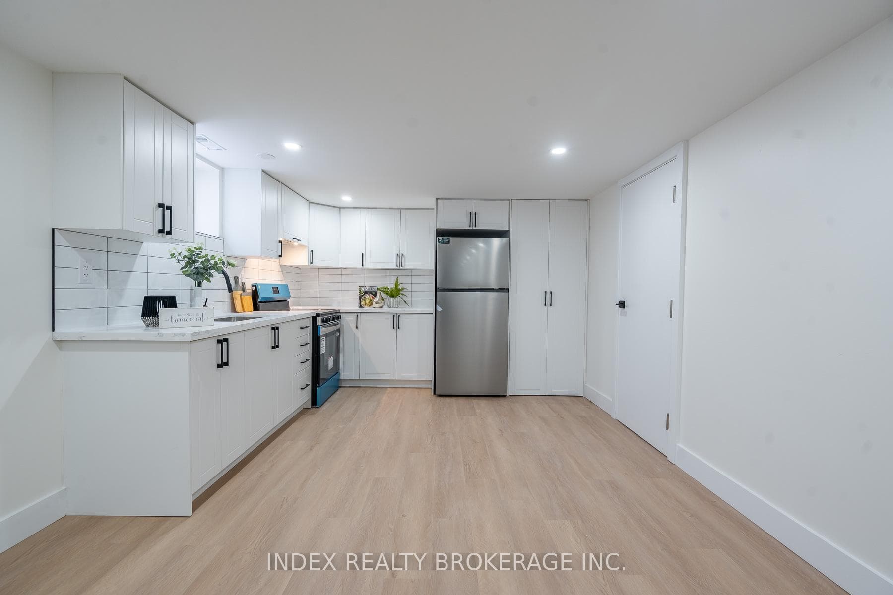 23 Tyrone Drive photo 36