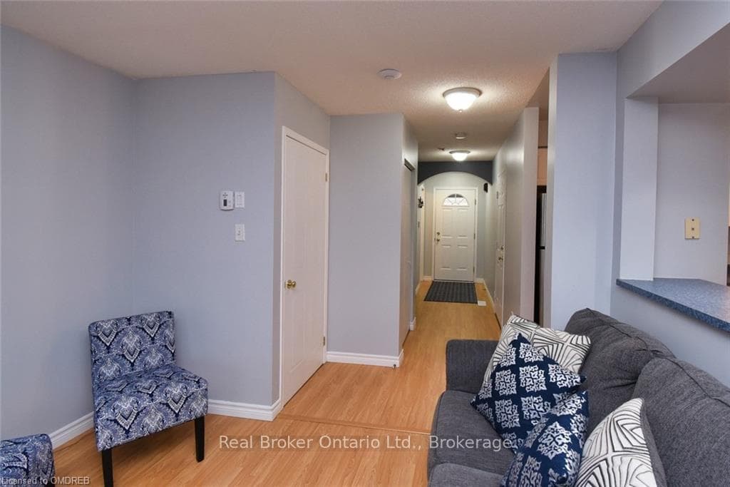 48 NEWPORT Drive photo 3