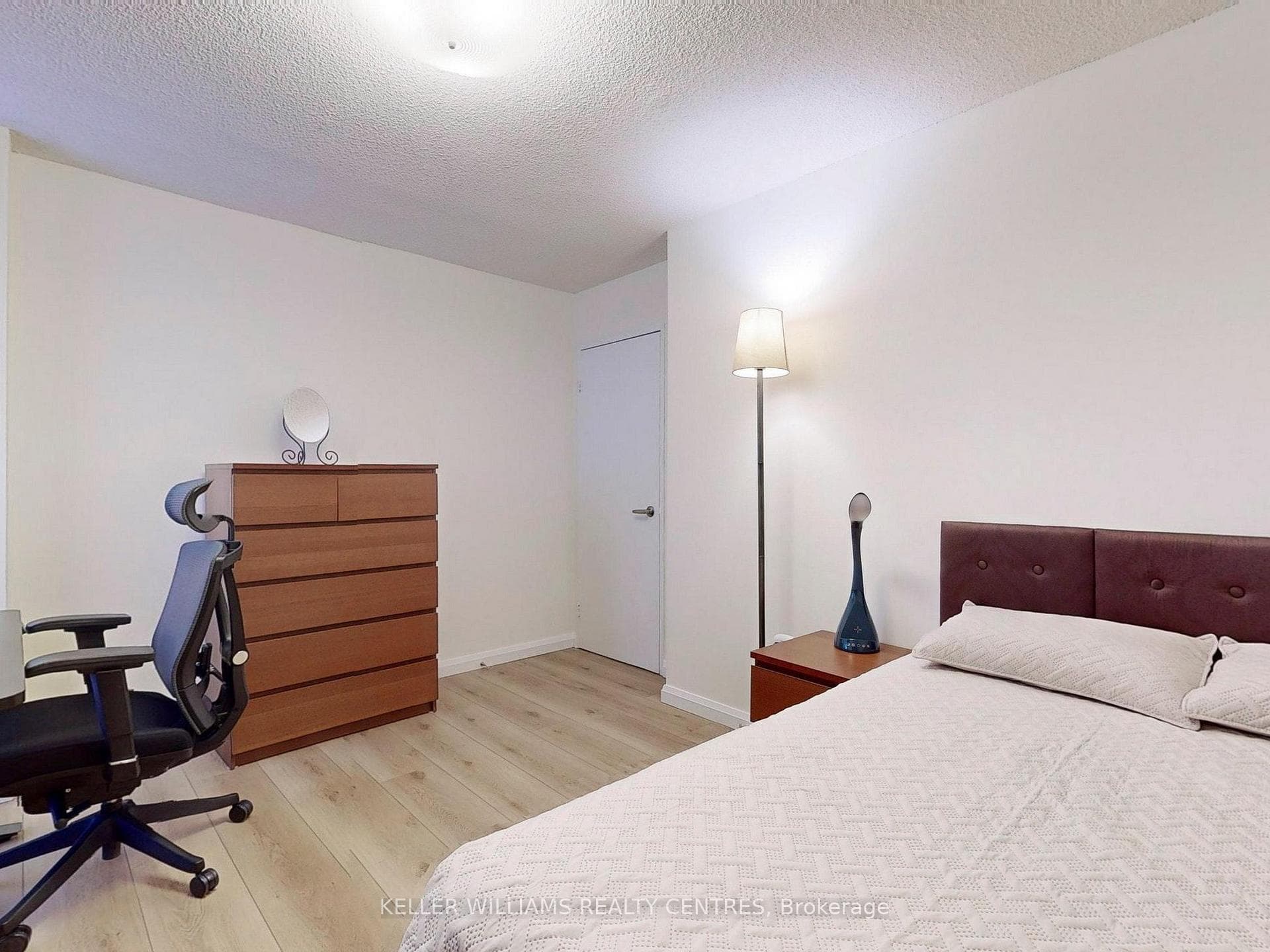 75 Graydon Hall Drive Unit 1701 photo 16