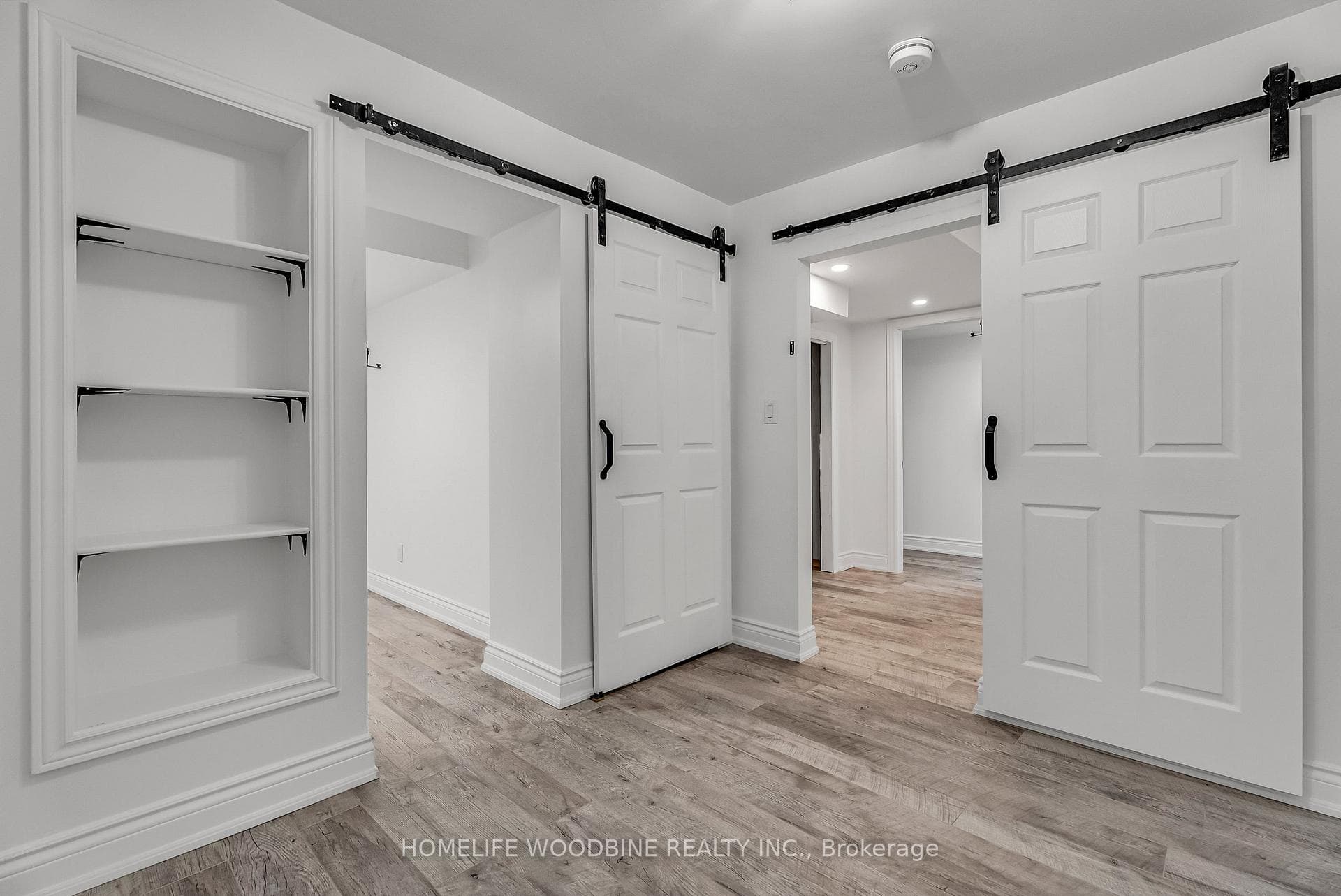 164 Deepsprings Crescent photo 31