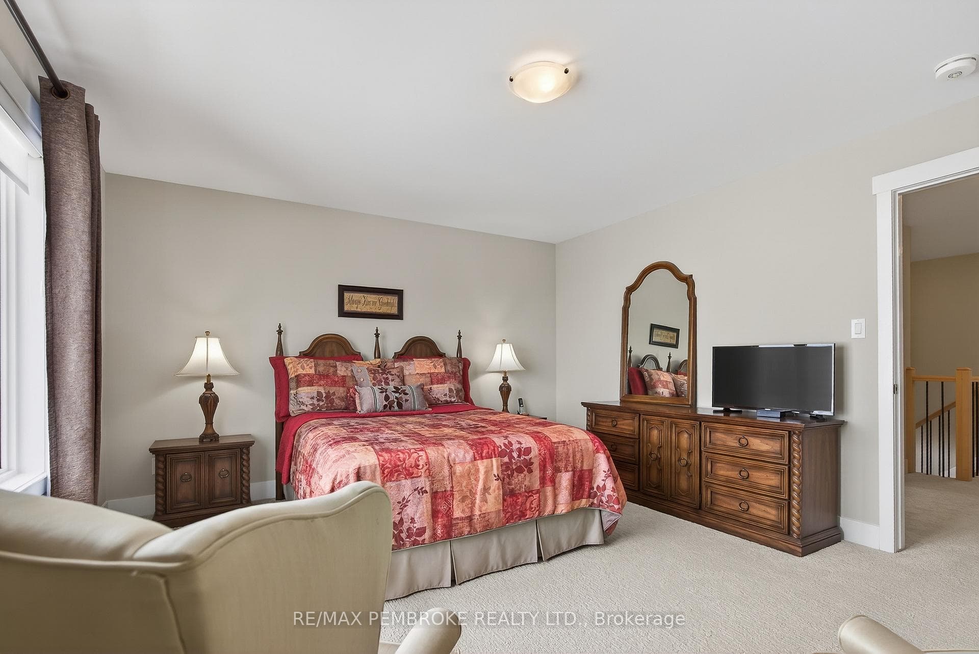347 Nelson Street photo 27