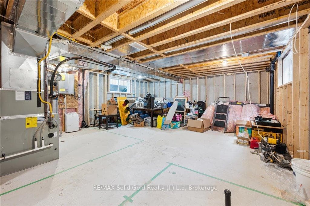 203 Woodbine Avenue photo 37
