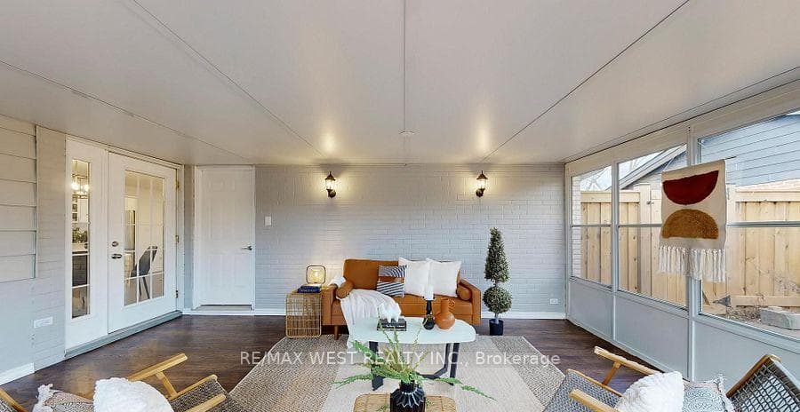 194 Sewell Drive photo 13