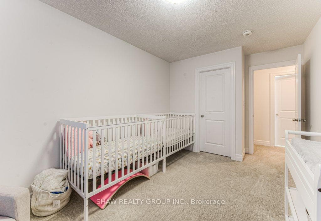 104 Hollybrook Trail photo 17