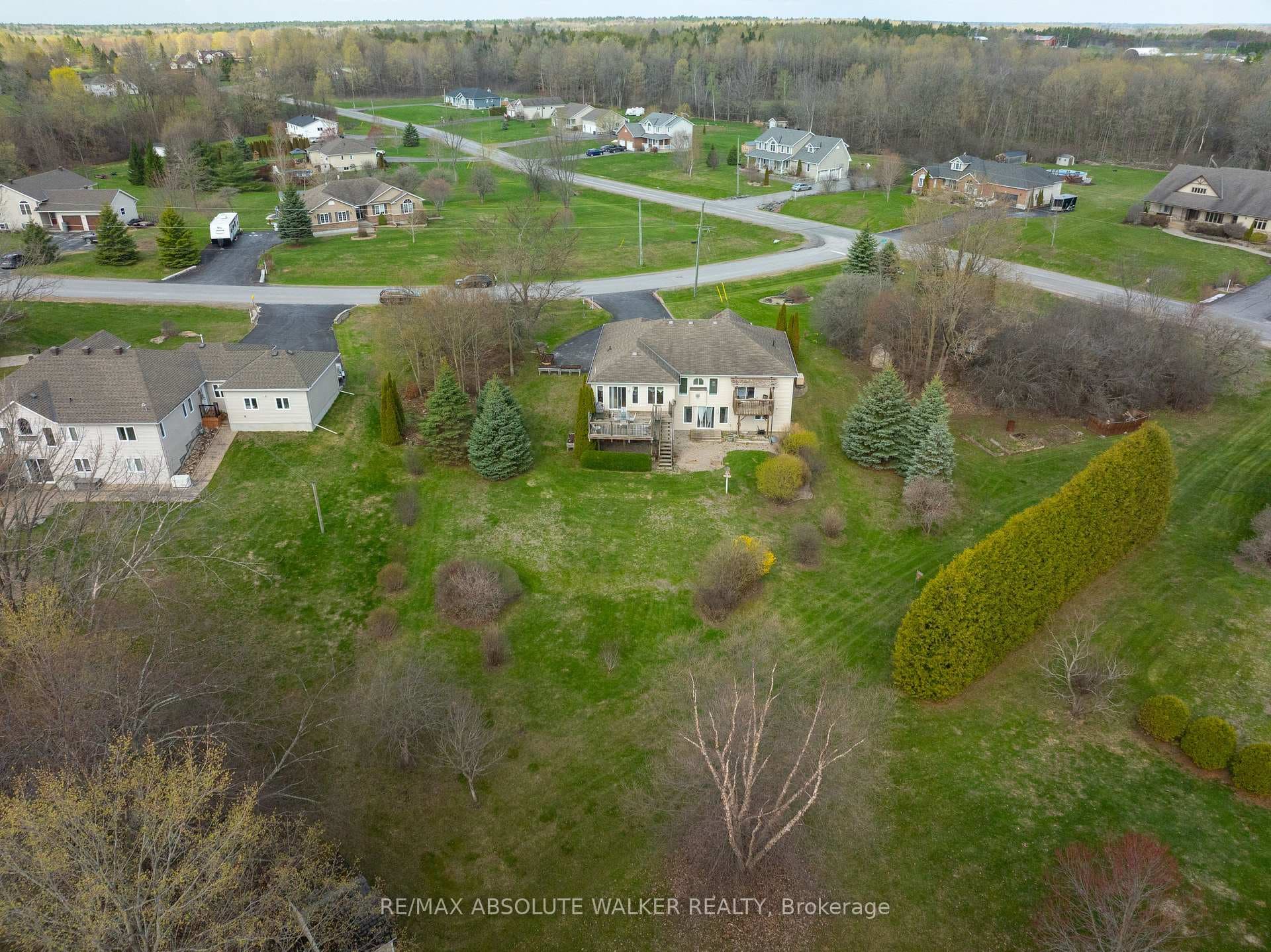 160 Duncan Drive photo 37