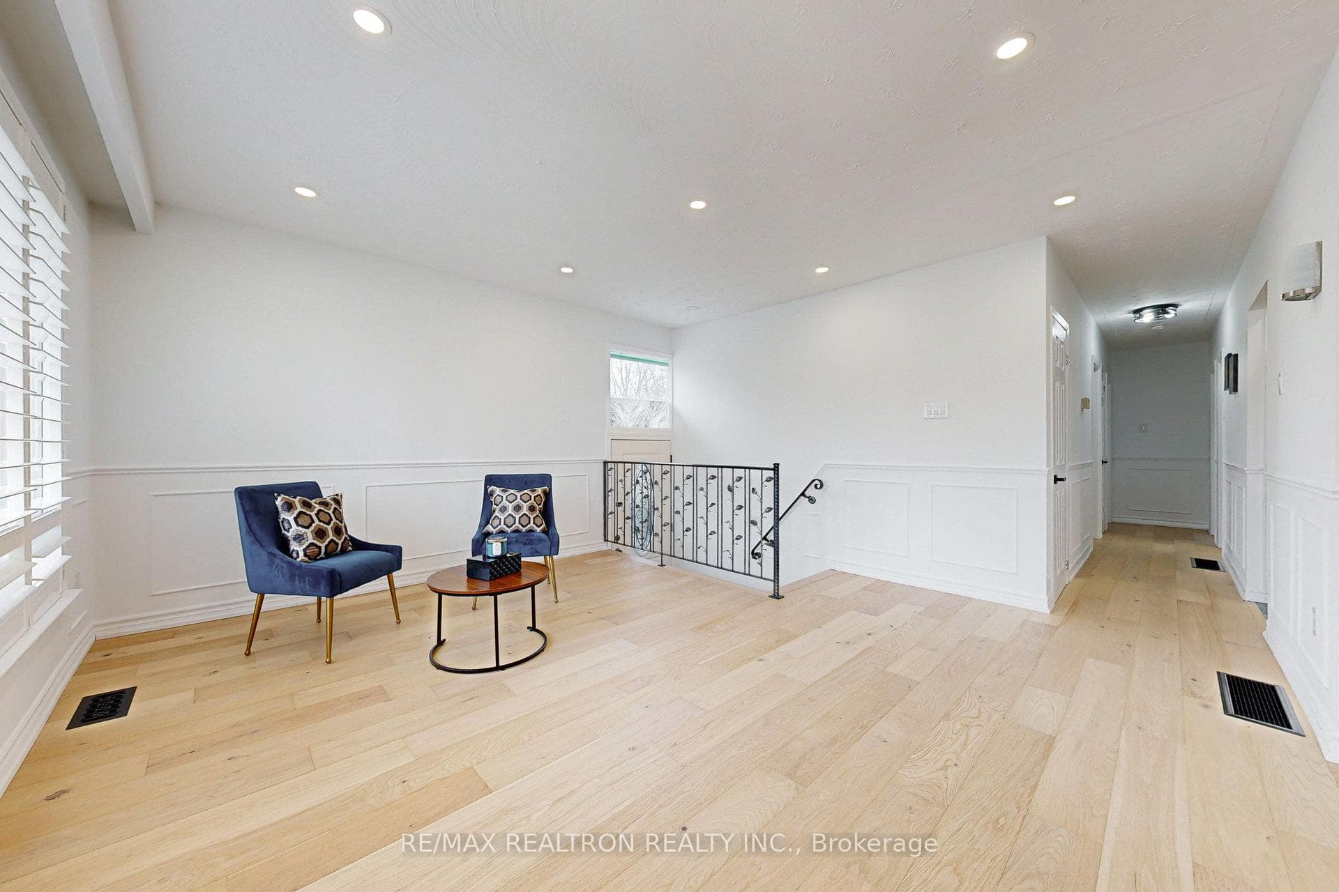 103 Aurora Heights Drive photo 4