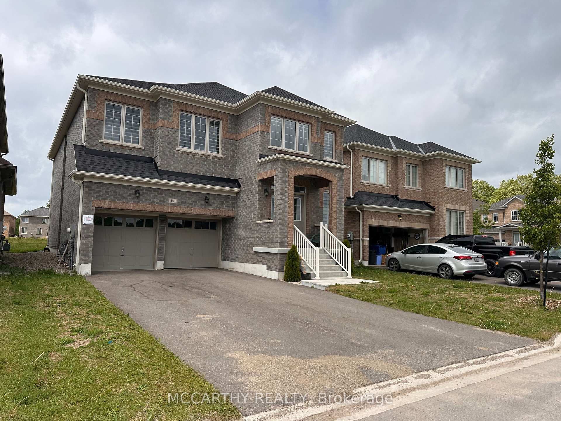 451 Black Cherry Crescent photo 39