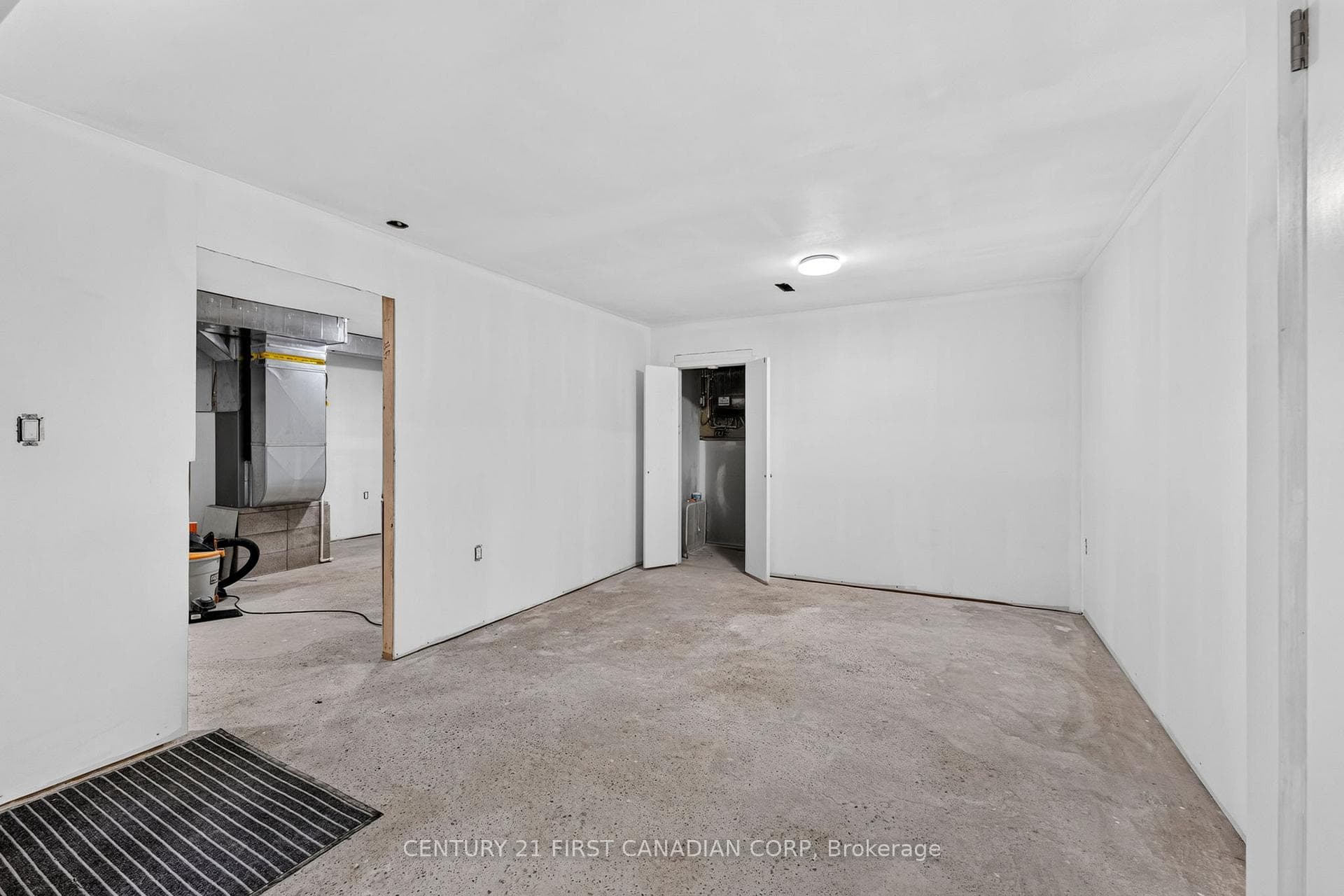 33943 Sunnyridge Road photo 23