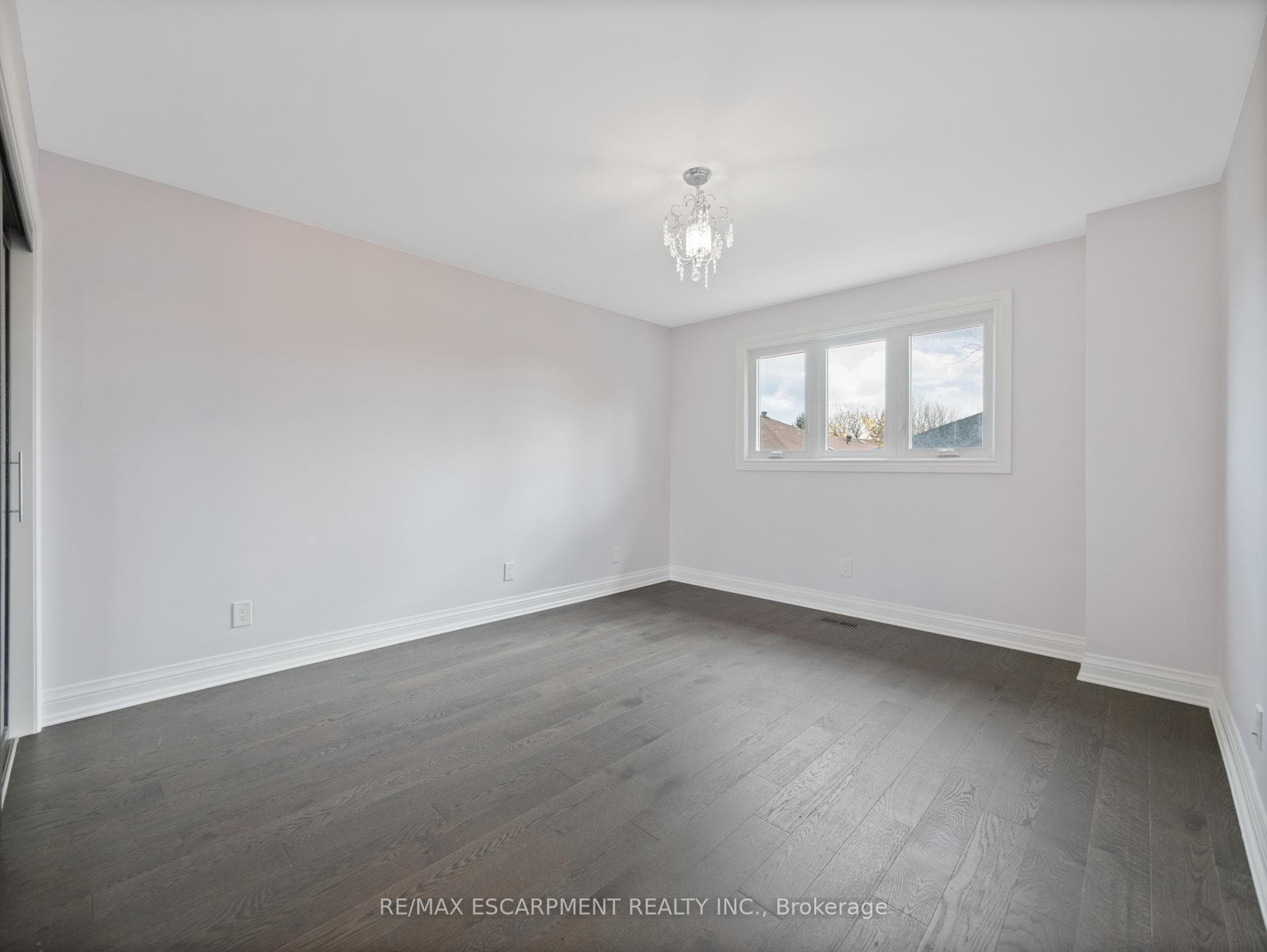 1400 Stationmaster Lane photo 30