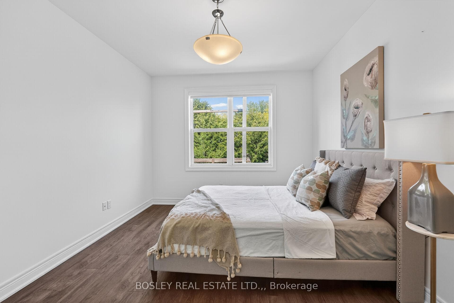 56 Paradise Grove photo 15