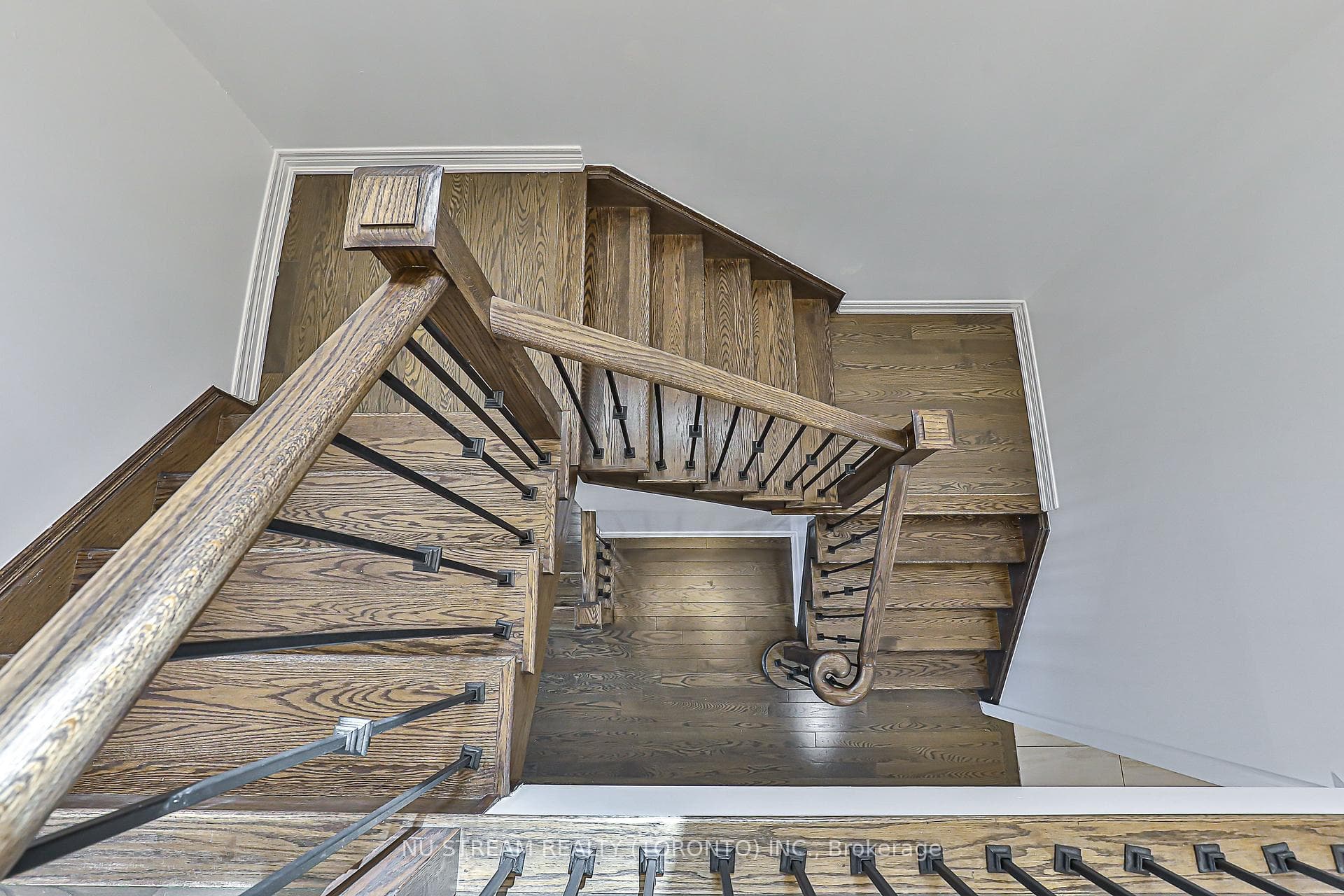 194 Paradelle Drive photo 45