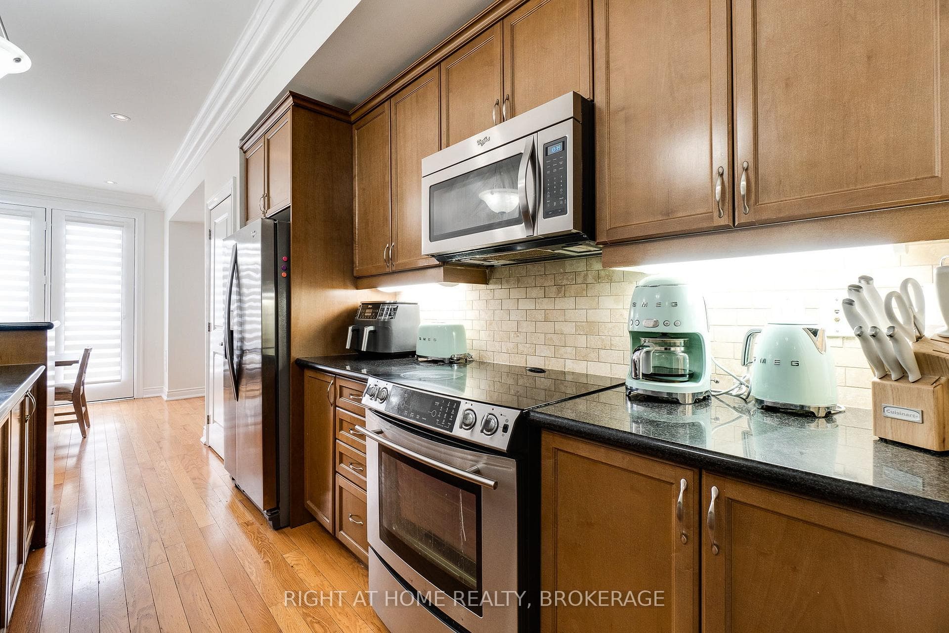 99 Brant Street Unit 7 photo 18