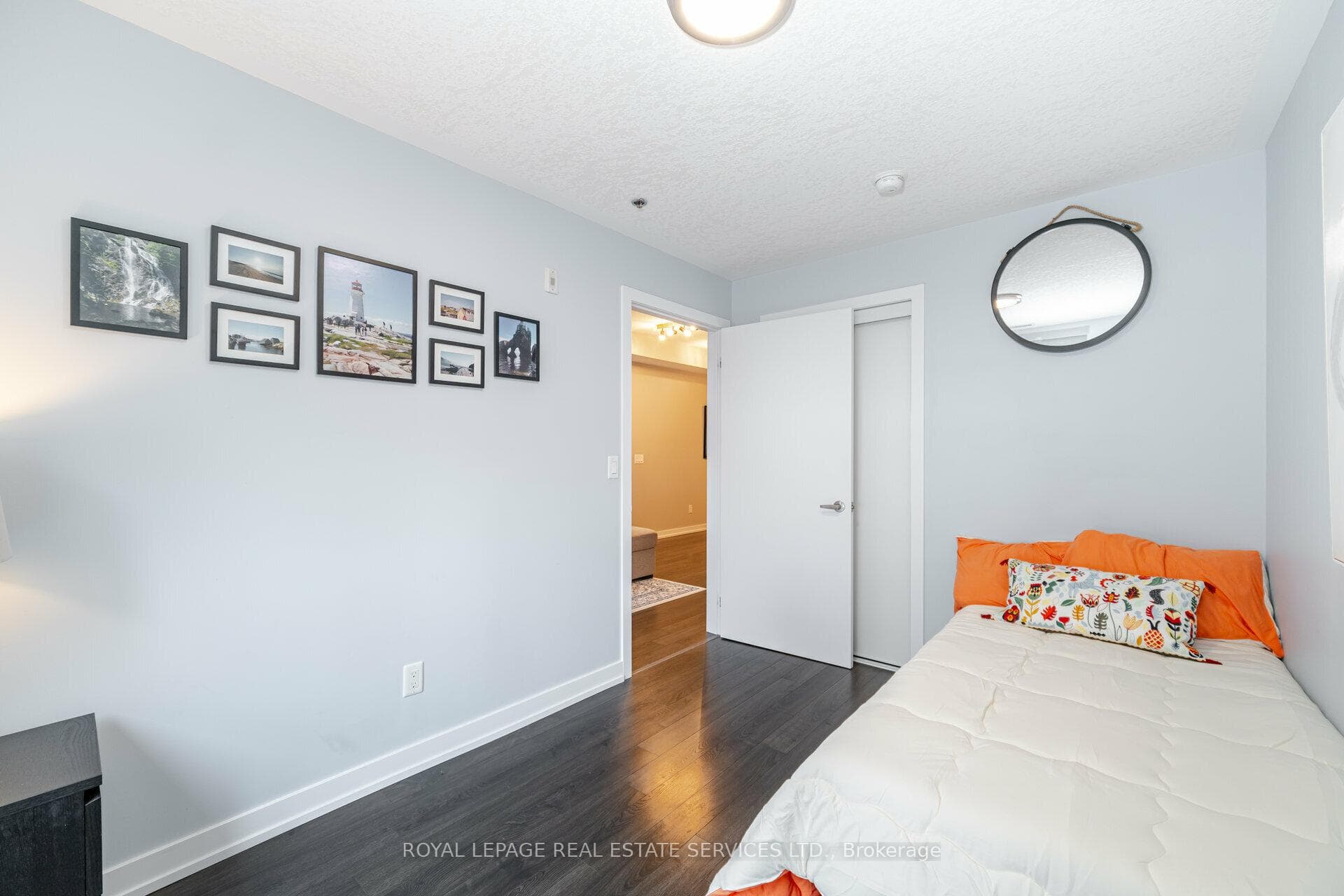 2486 Old Bronte Road Unit 328 photo 25