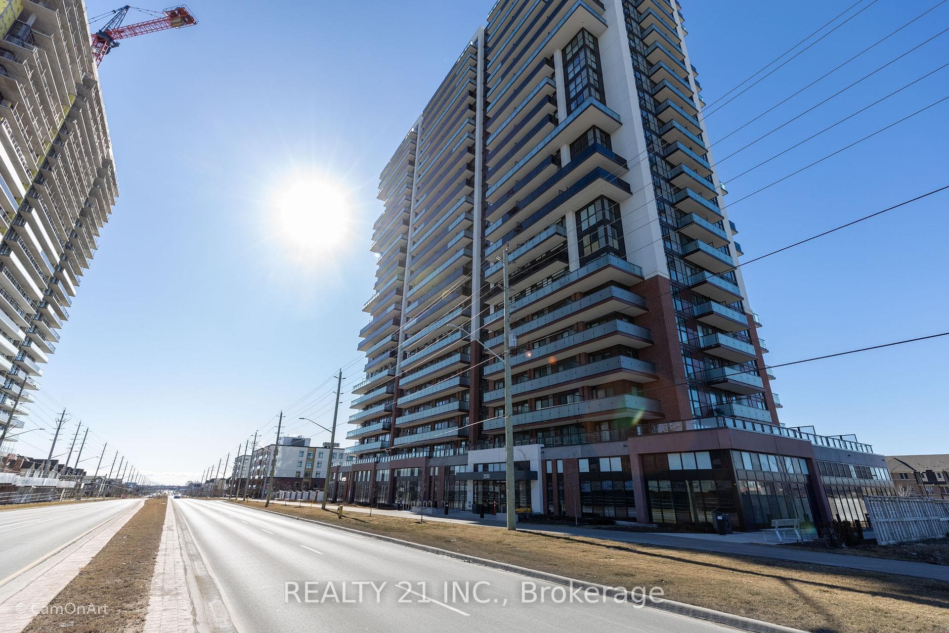 2550 Simcoe Street Unit 2413 photo 17