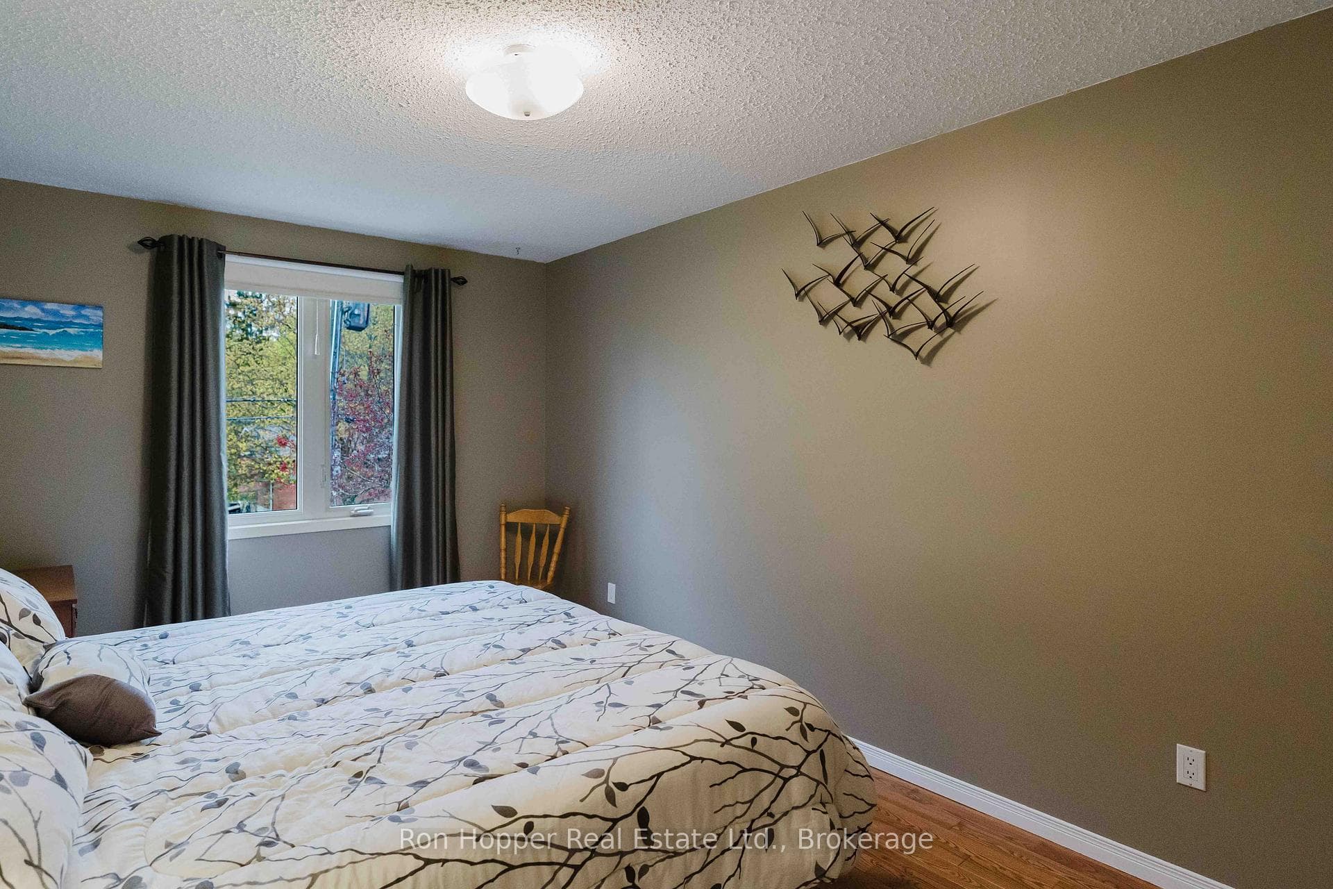115 7th Avenue photo 19