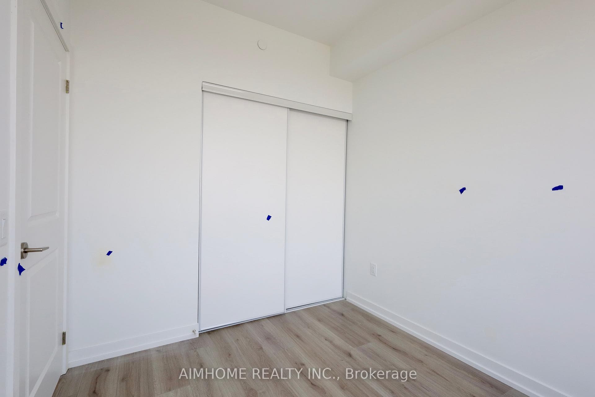395 Bloor Street Unit 5107 photo 9