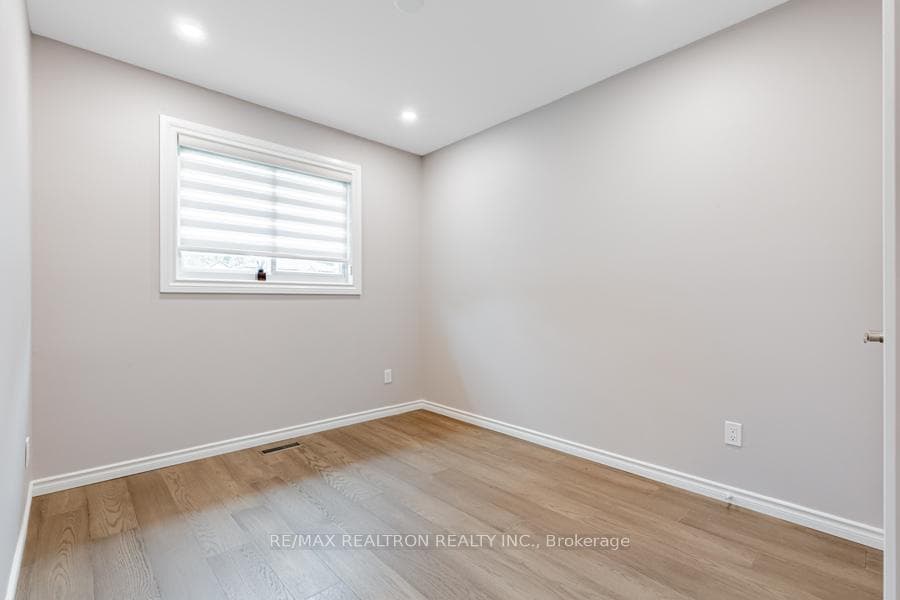 17 Tillbrook Court photo 18