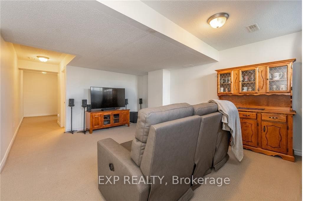 113 Glendore Street photo 4