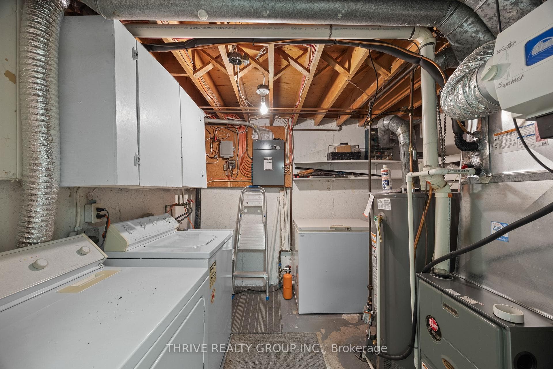210 Carlyle Drive Unit 12 photo 24