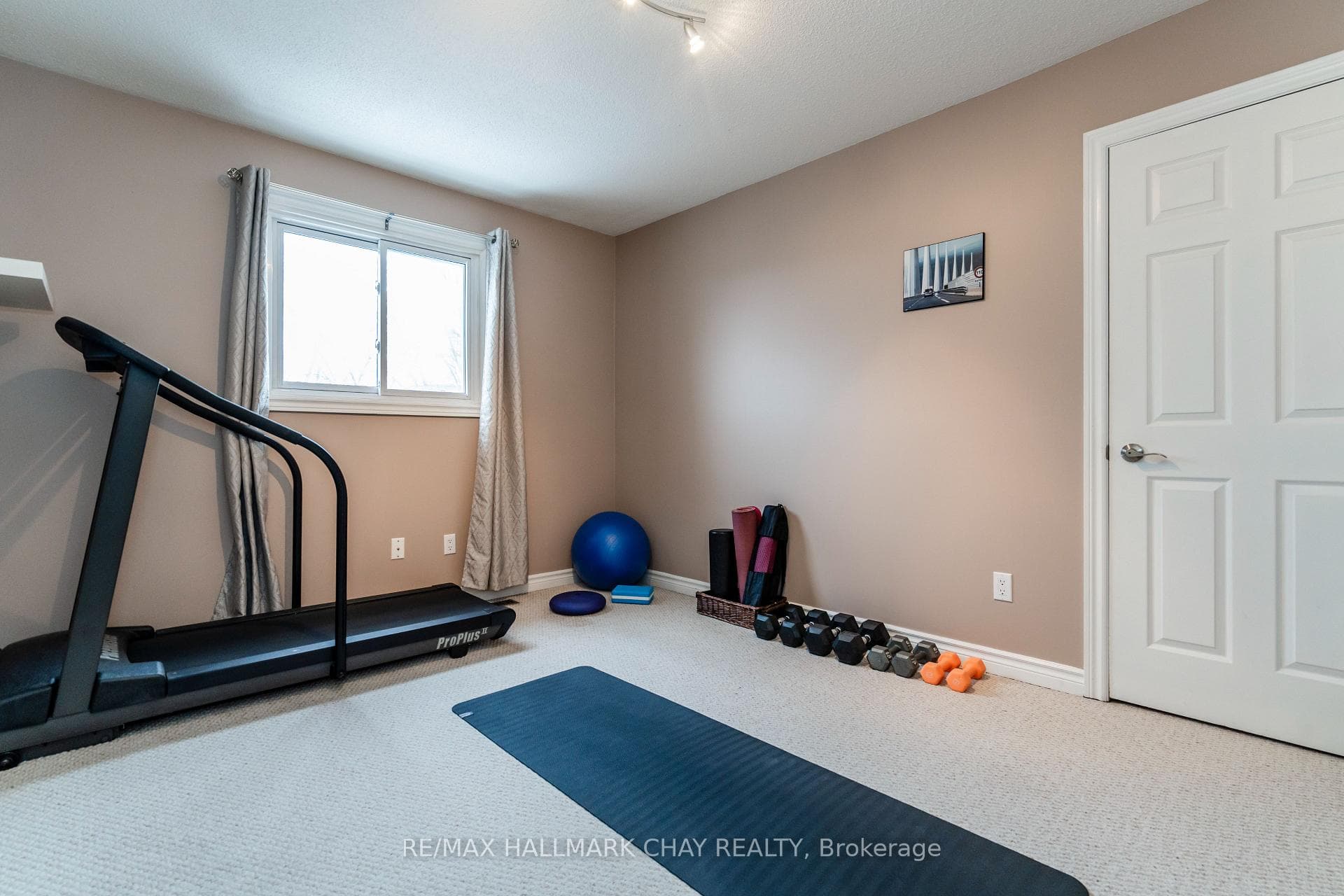 501 Grove Street photo 21