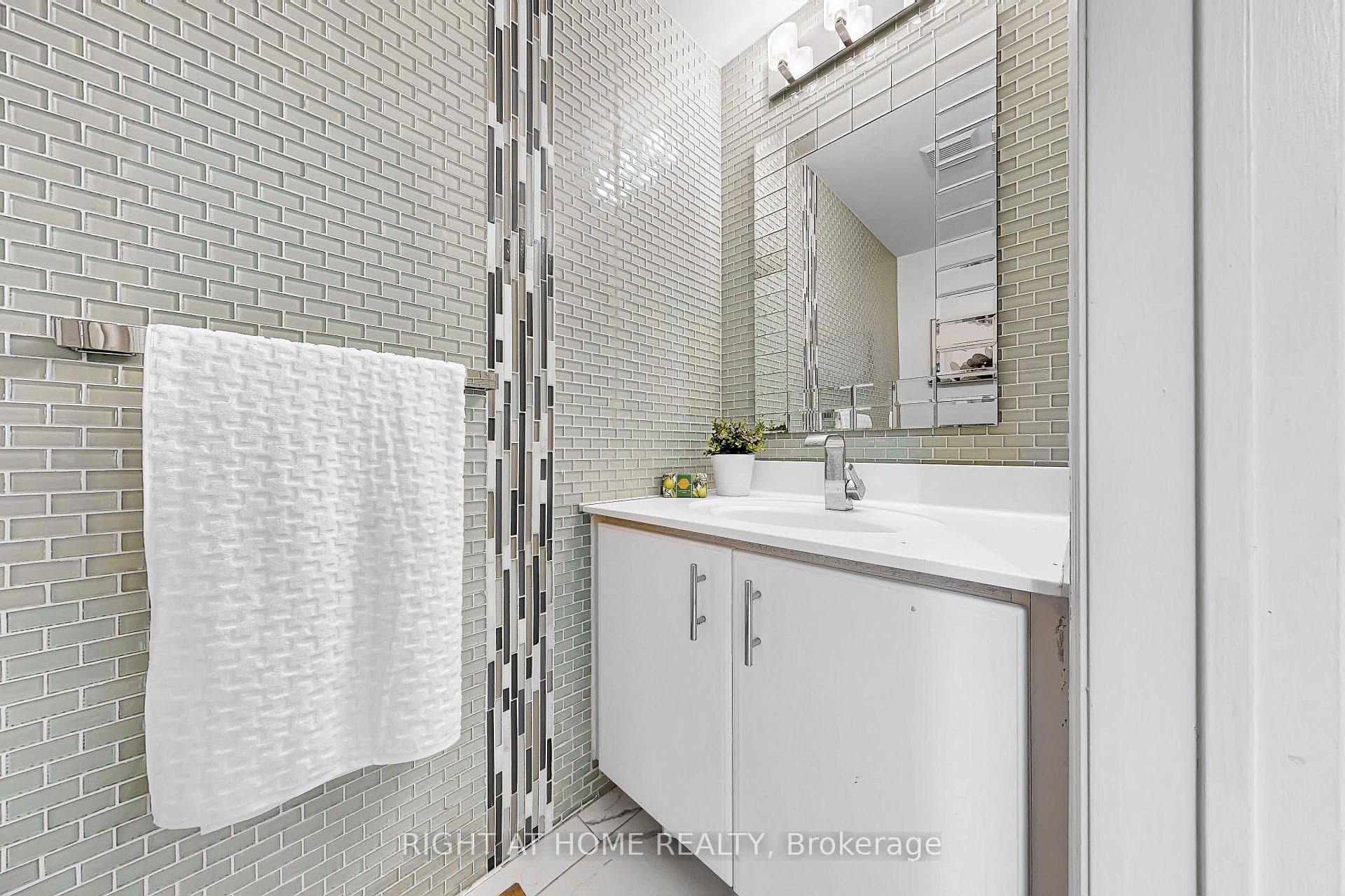 38 Rosanna Crescent photo 23