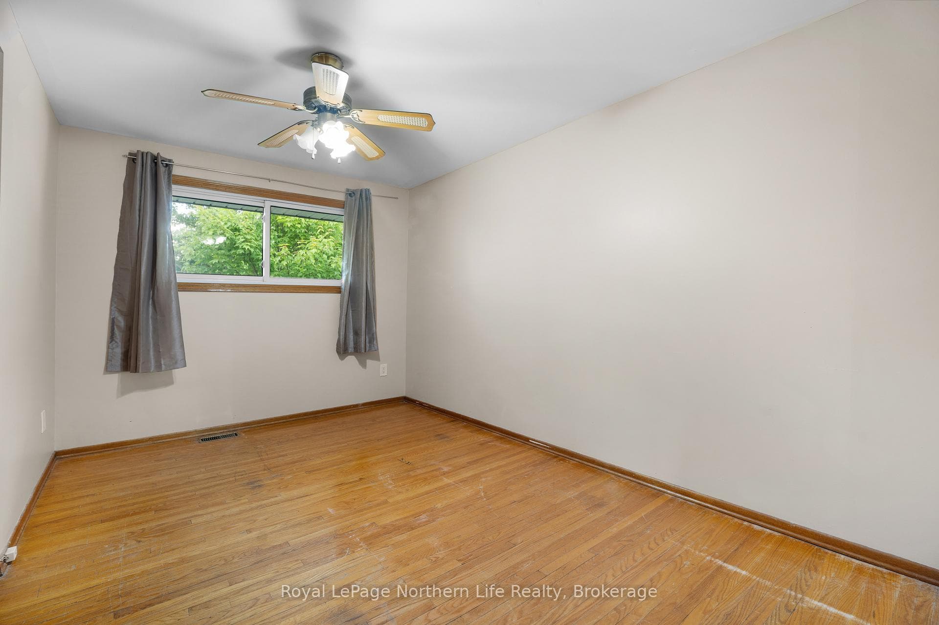 212 Michener Drive photo 16