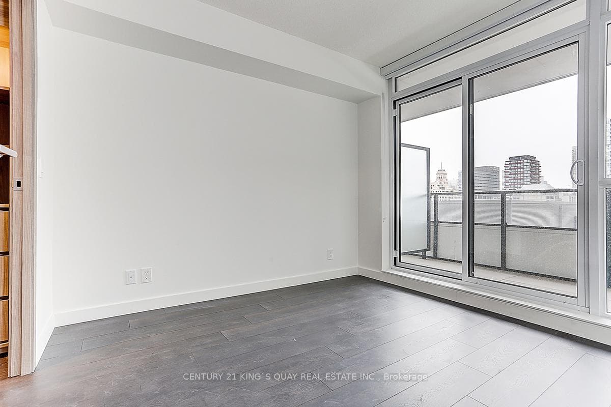 38 Widmer Street Unit 1103 photo 28