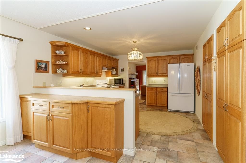 34 STONEHEDGE Close photo 13