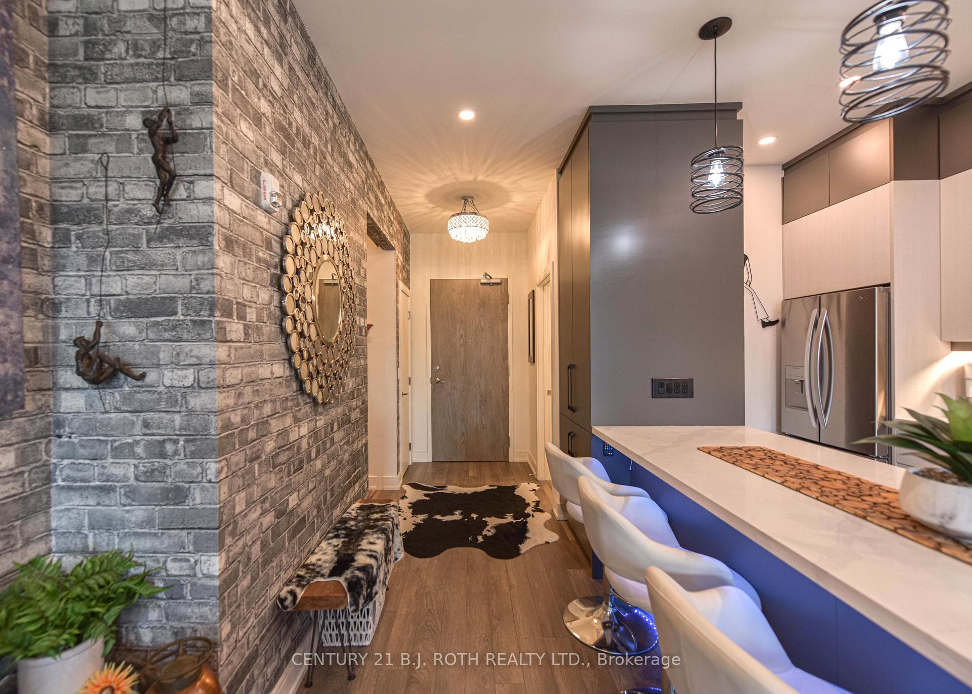 21 Matchedash Street Unit 209 photo 7