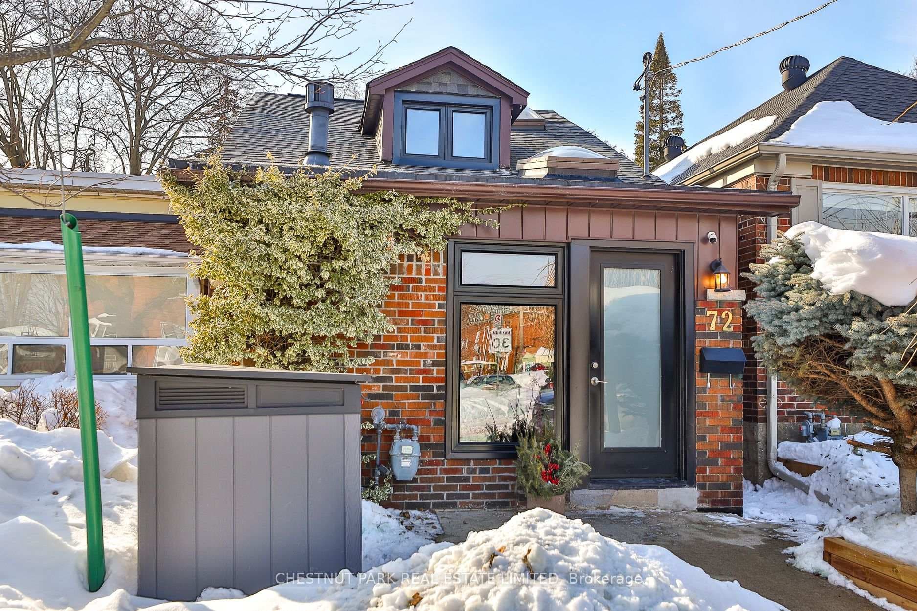 72 Watson Avenue photo 39