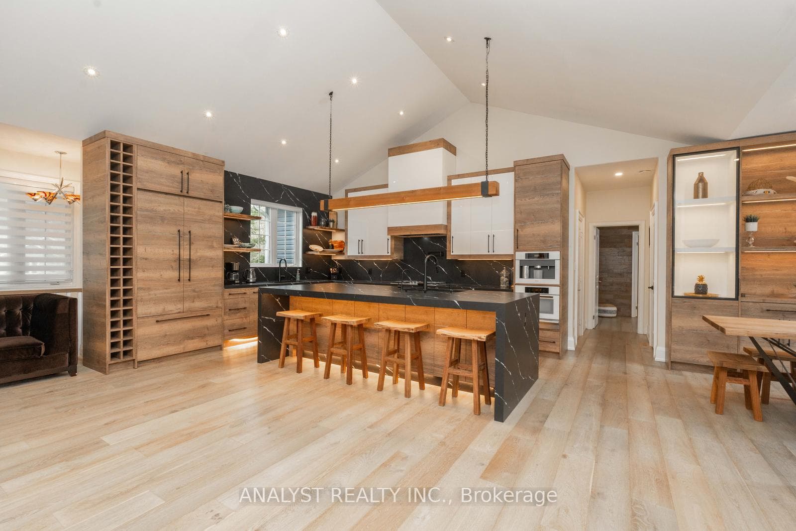 30 Lindale Avenue photo 9