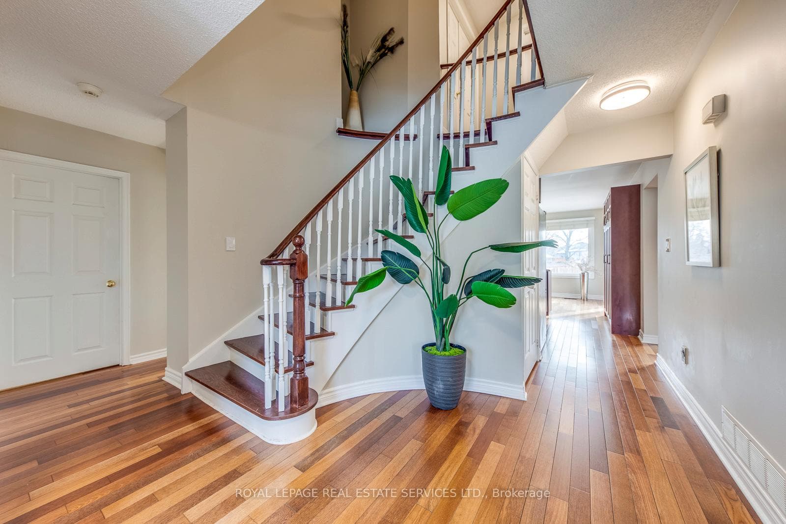 314 O'DONOGHUE Avenue photo 8