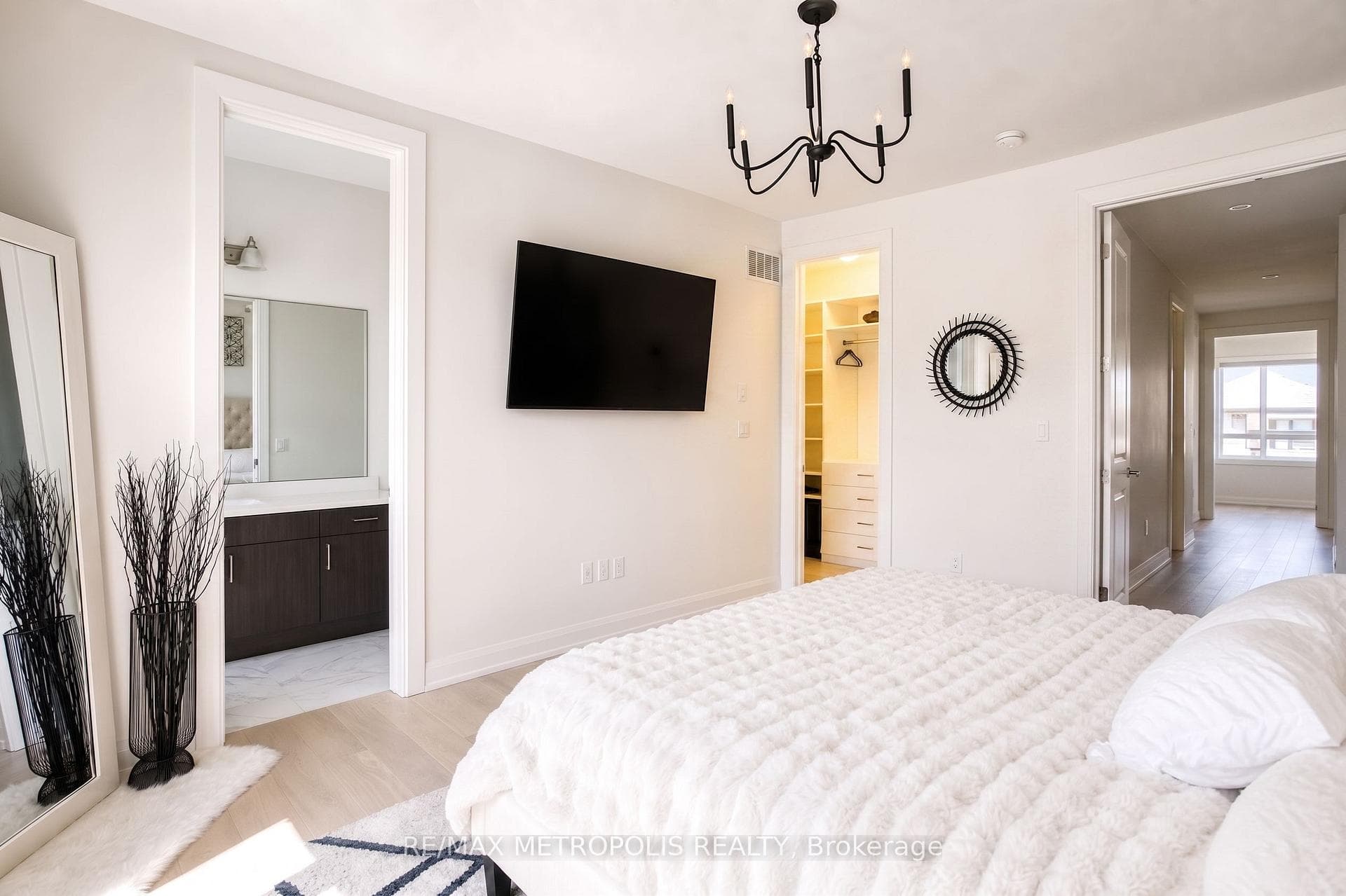 3100 Willowridge Path photo 12